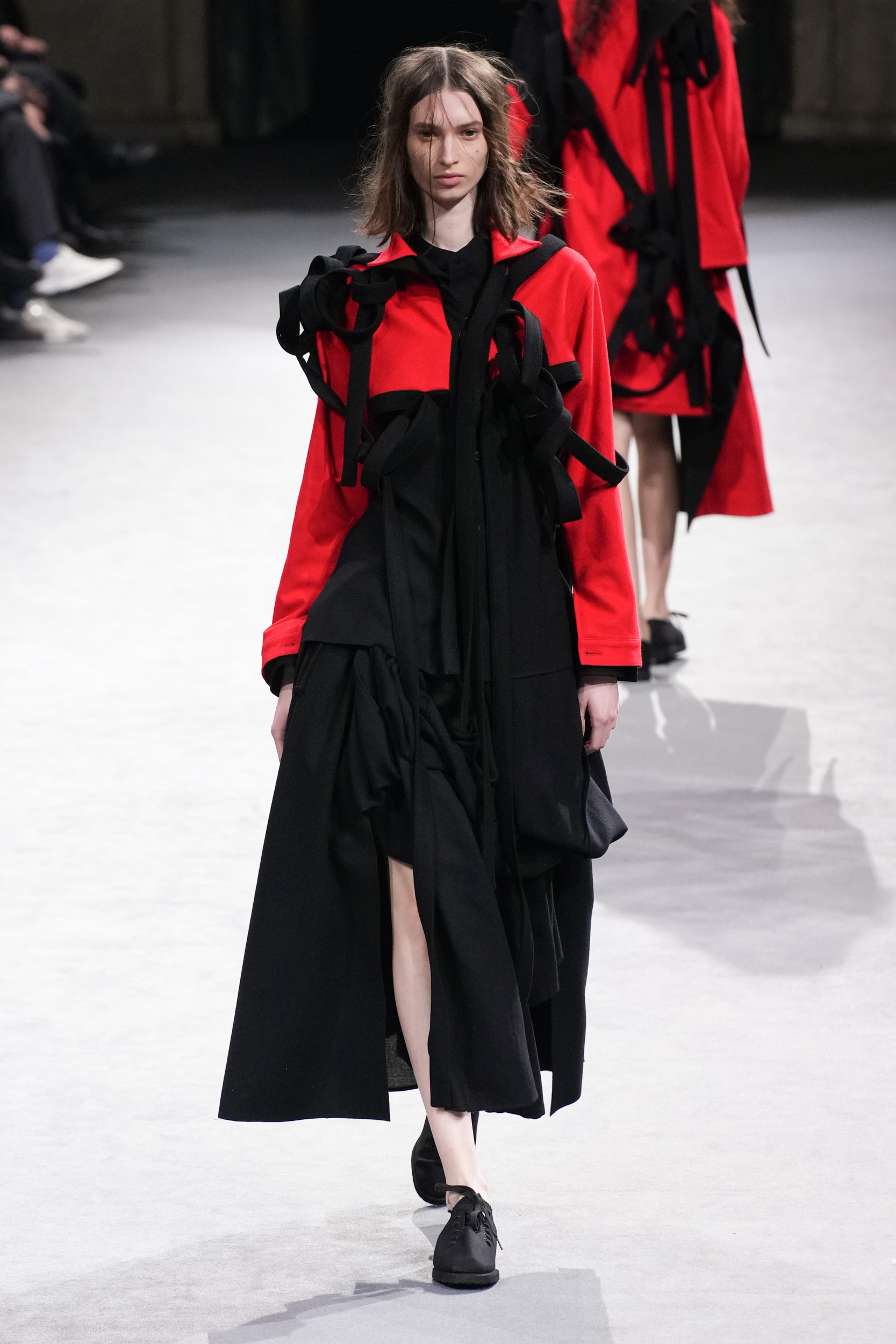 Yohji Yamamoto Fall 2023 Fashion Show Review | The Impression