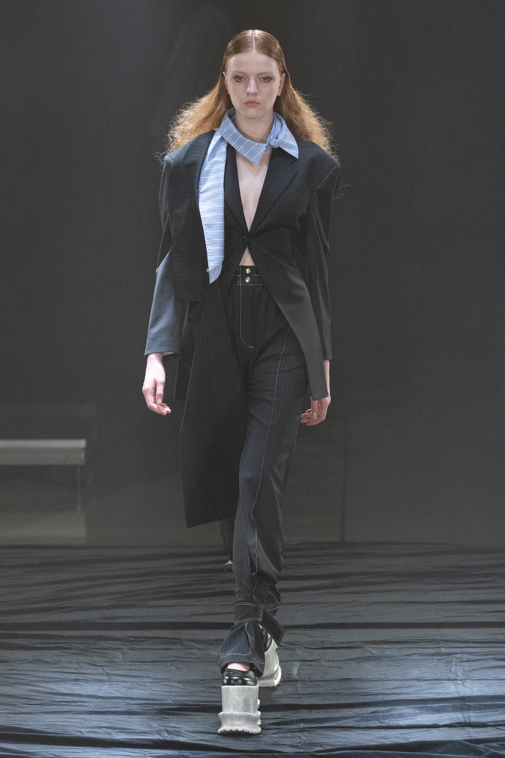 Akikoaoki Fall 2023 Fashion Show 