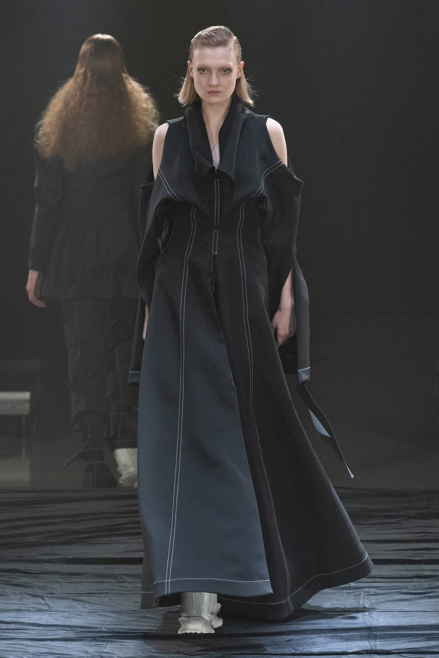 Akikoaoki Fall 2023 Fashion Show 