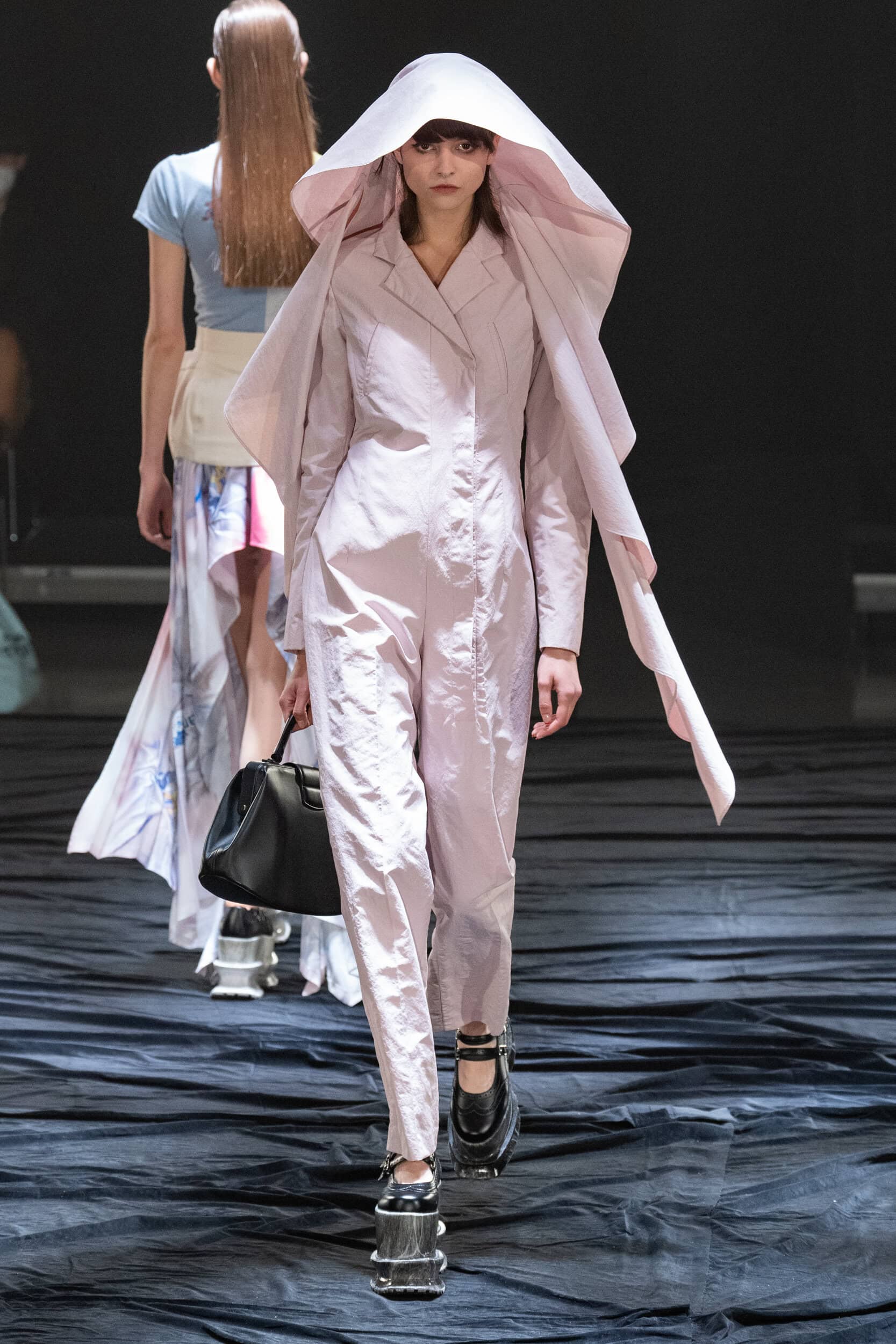 Akikoaoki Fall 2023 Fashion Show 