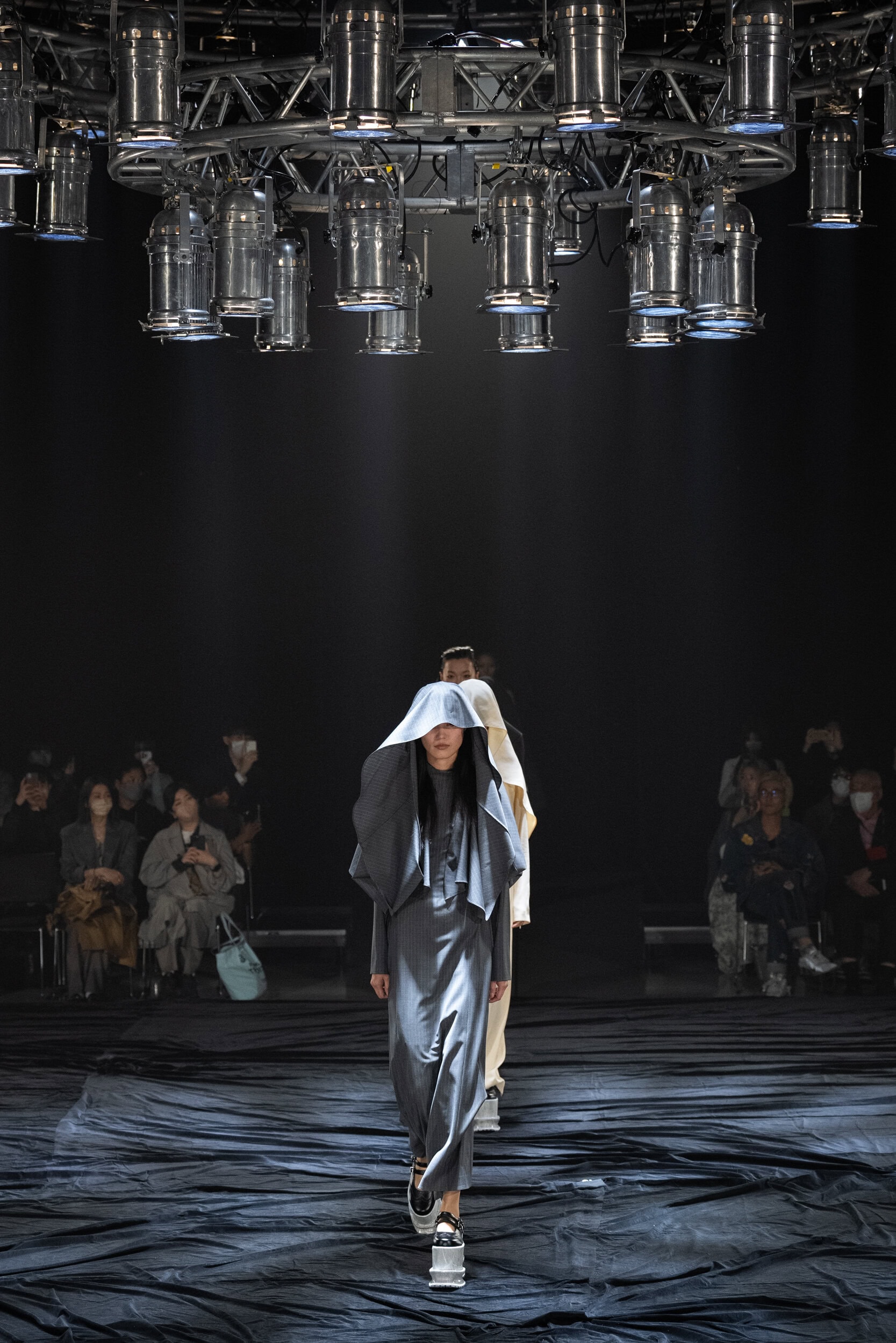 Akikoaoki Fall 2023 Fashion Show 