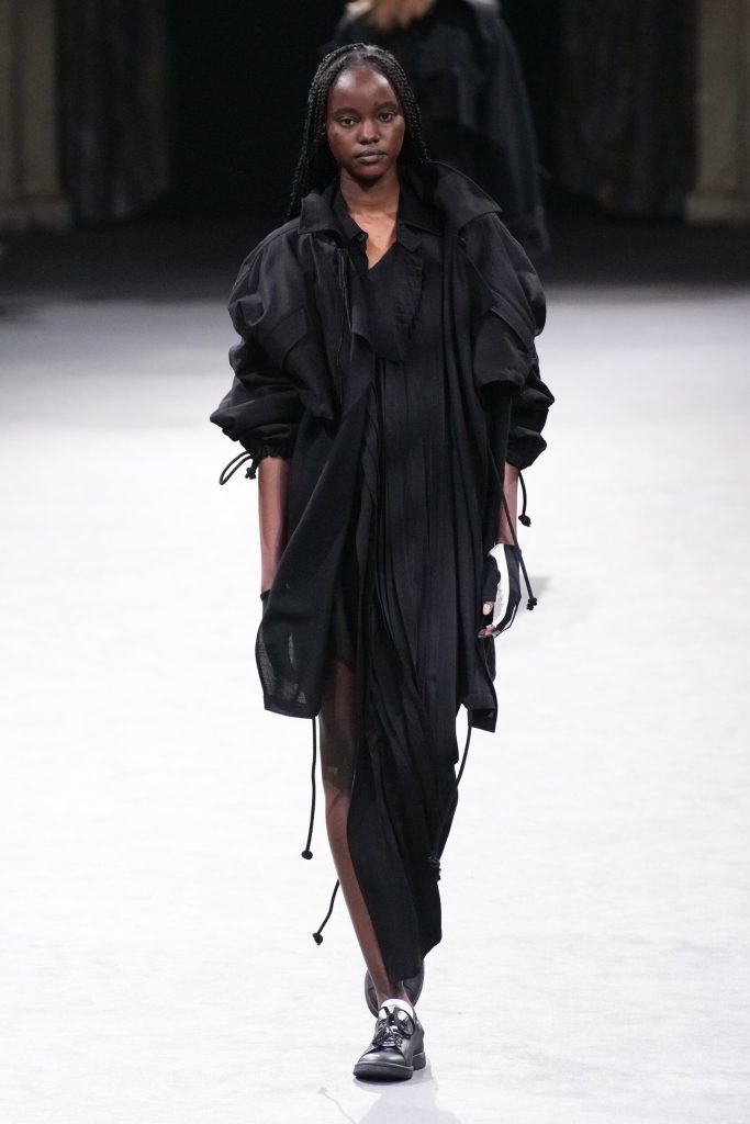 Yohji Yamamoto Fall 2023 Fashion Show | The Impression