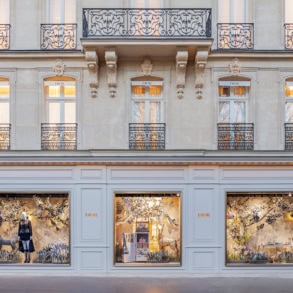 Dior's Upcycled Windows of 30 Montaigne