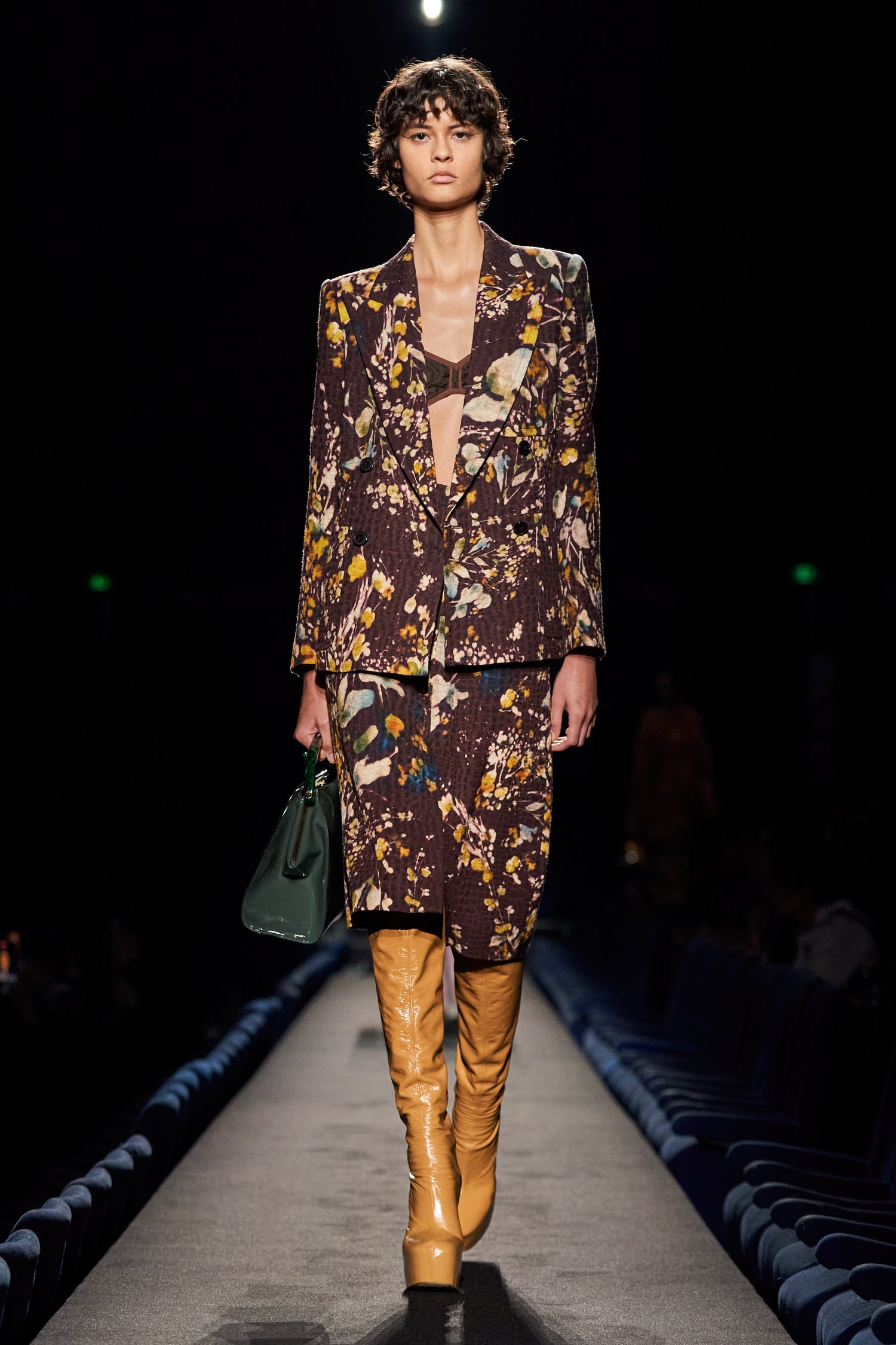 Dries Van Noten Fall 2023 Fashion Show Review | The Impression