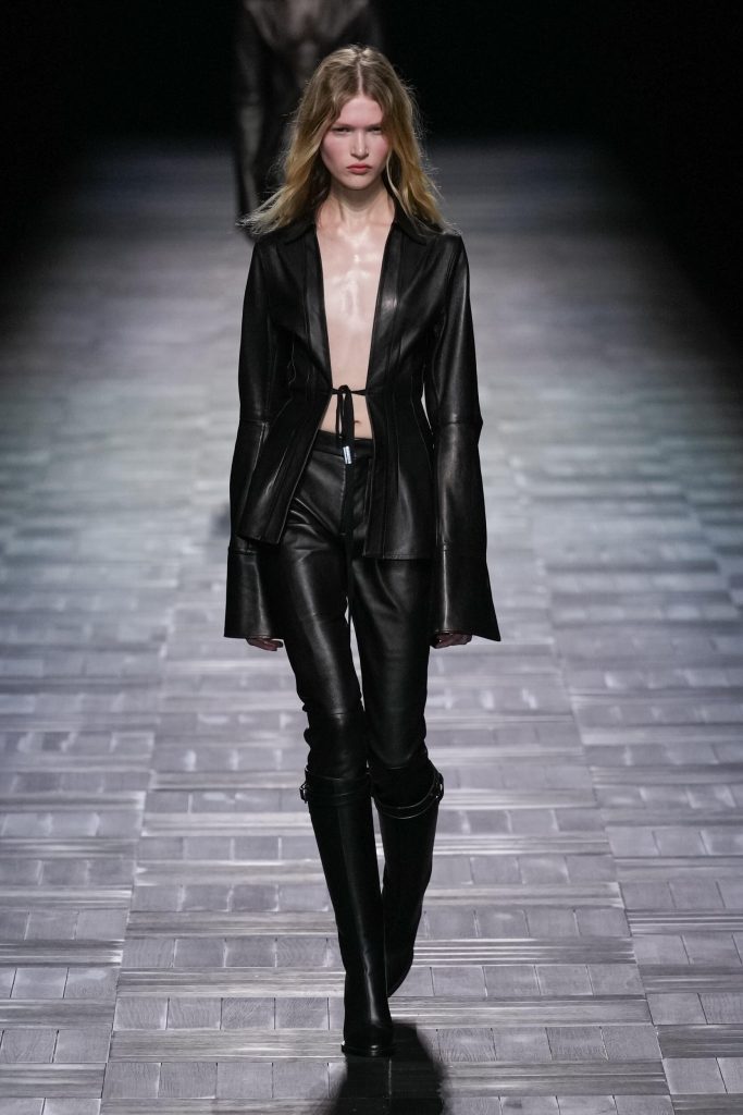 Ann Demeulemeester Fall 2023 Fashion Show | The Impression