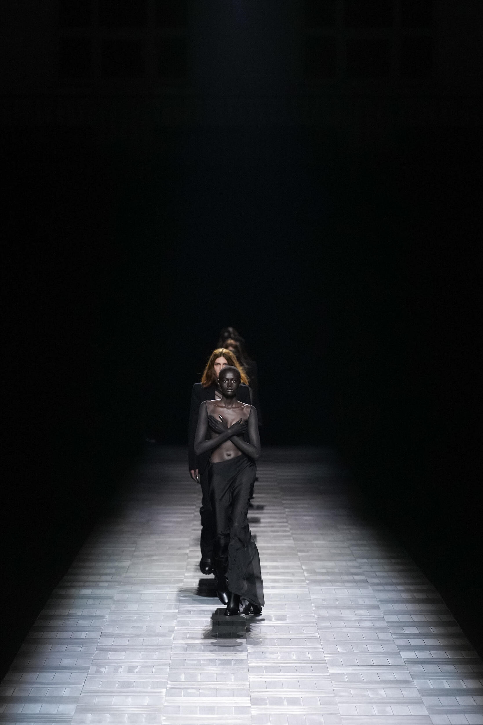 Ann Demeulemeester Fall 2023 Fashion Show Review
