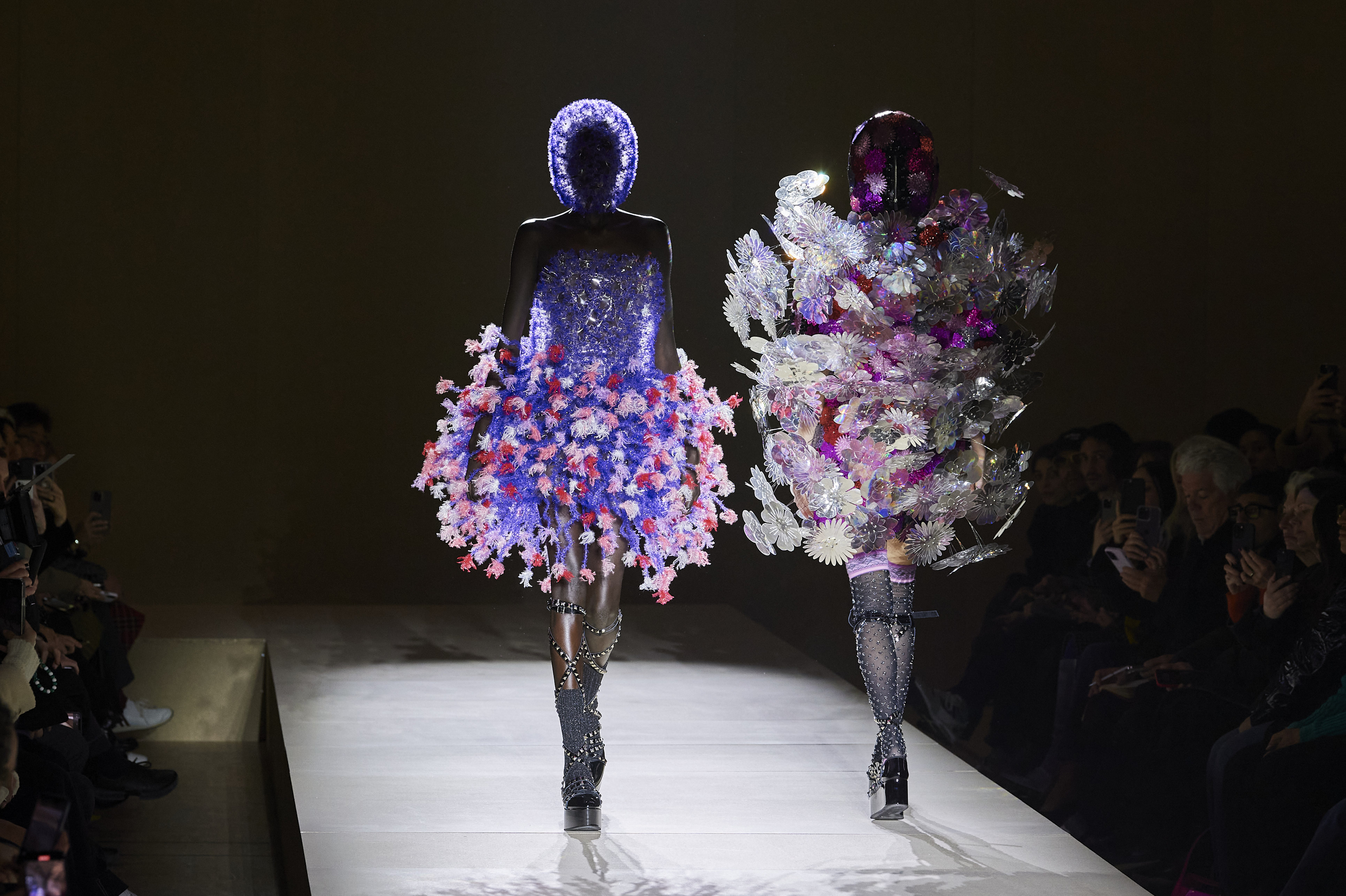 Noir Kei Ninomiya Fall 2023 Fashion Show Atmosphere | The Impression