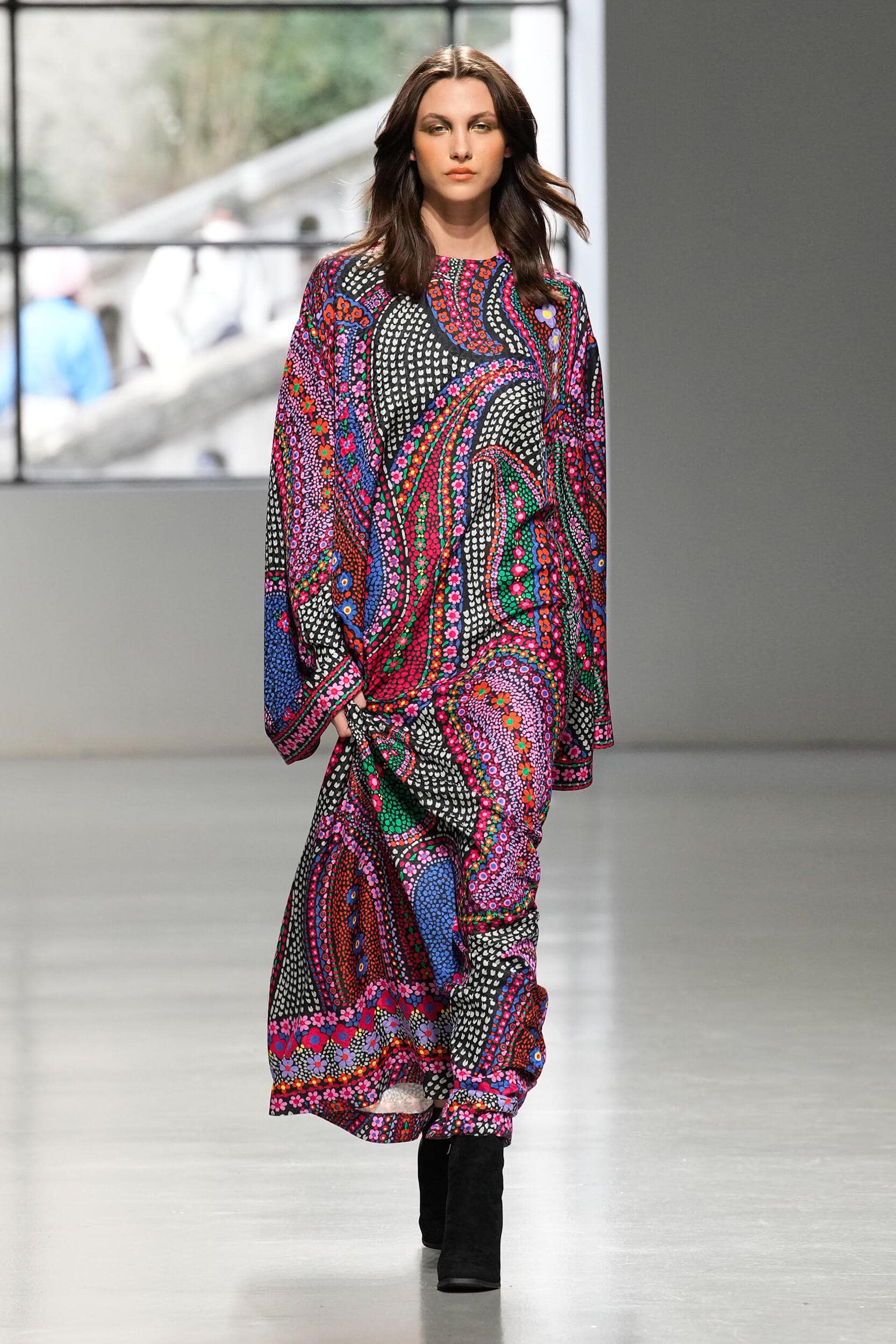 Leonard Paris Fall 2023 Fashion Show