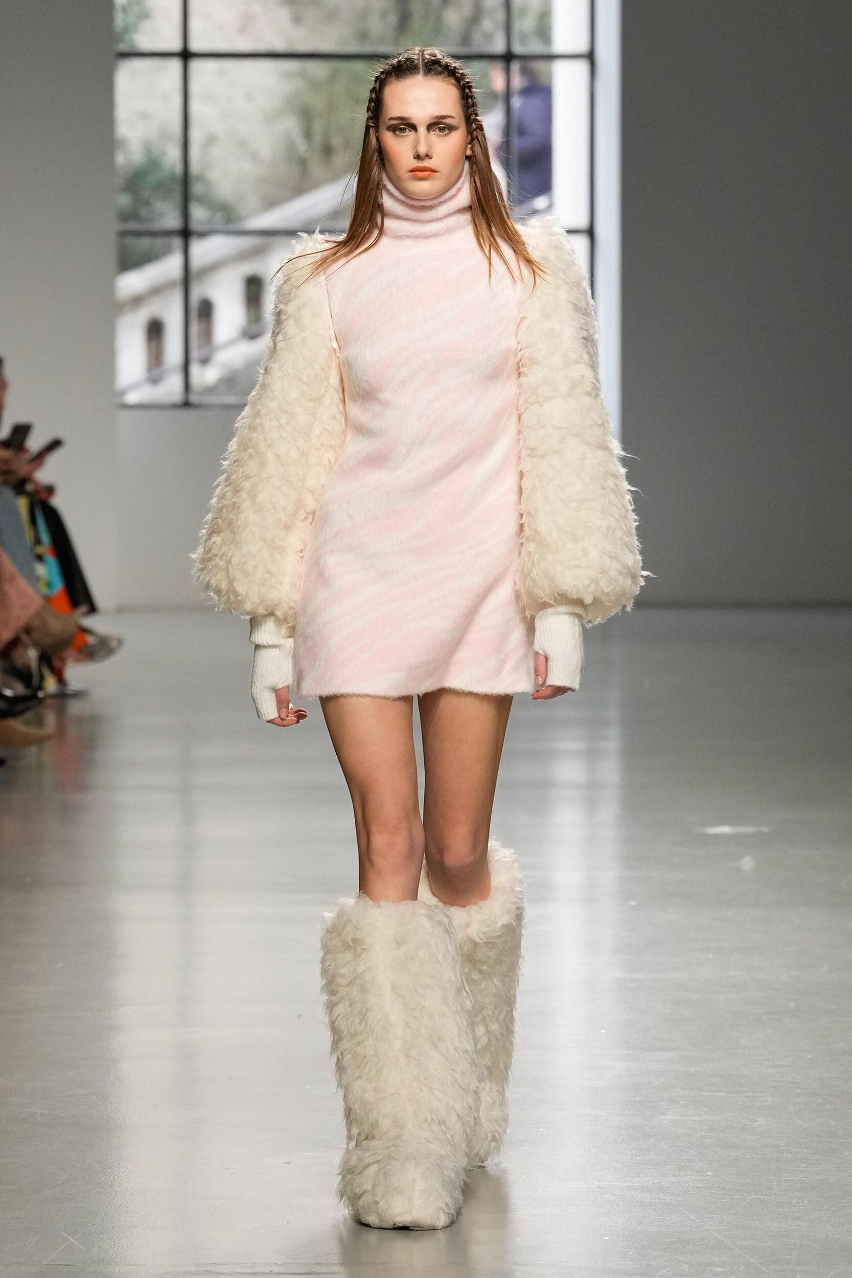 Leonard Paris Fall 2023 Fashion Show