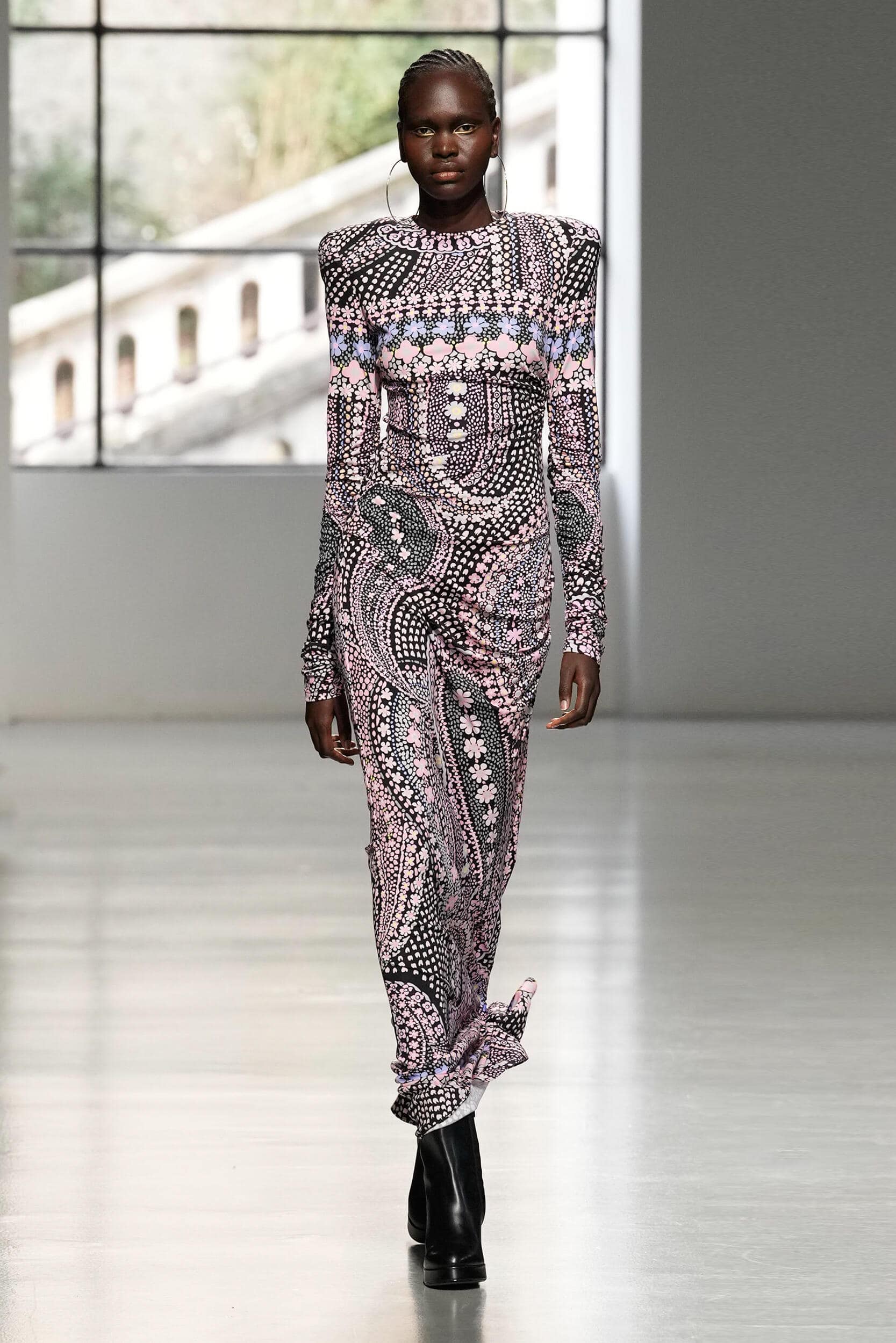 Leonard Paris Fall 2023 Fashion Show