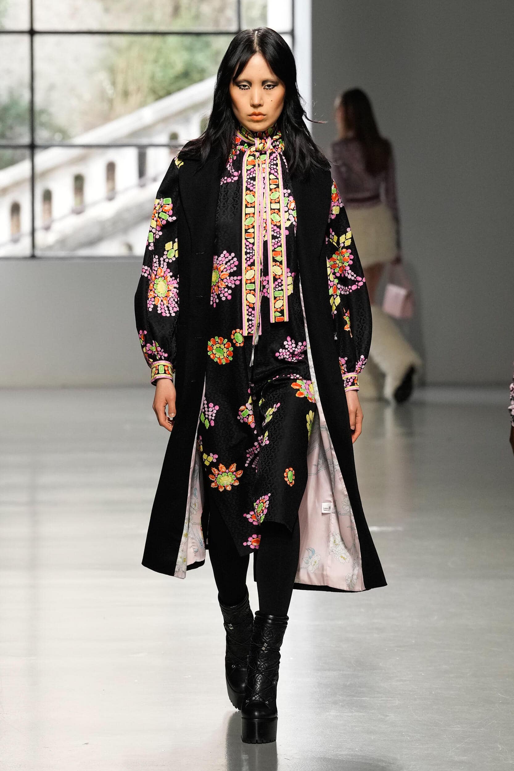 Leonard Paris Fall 2023 Fashion Show
