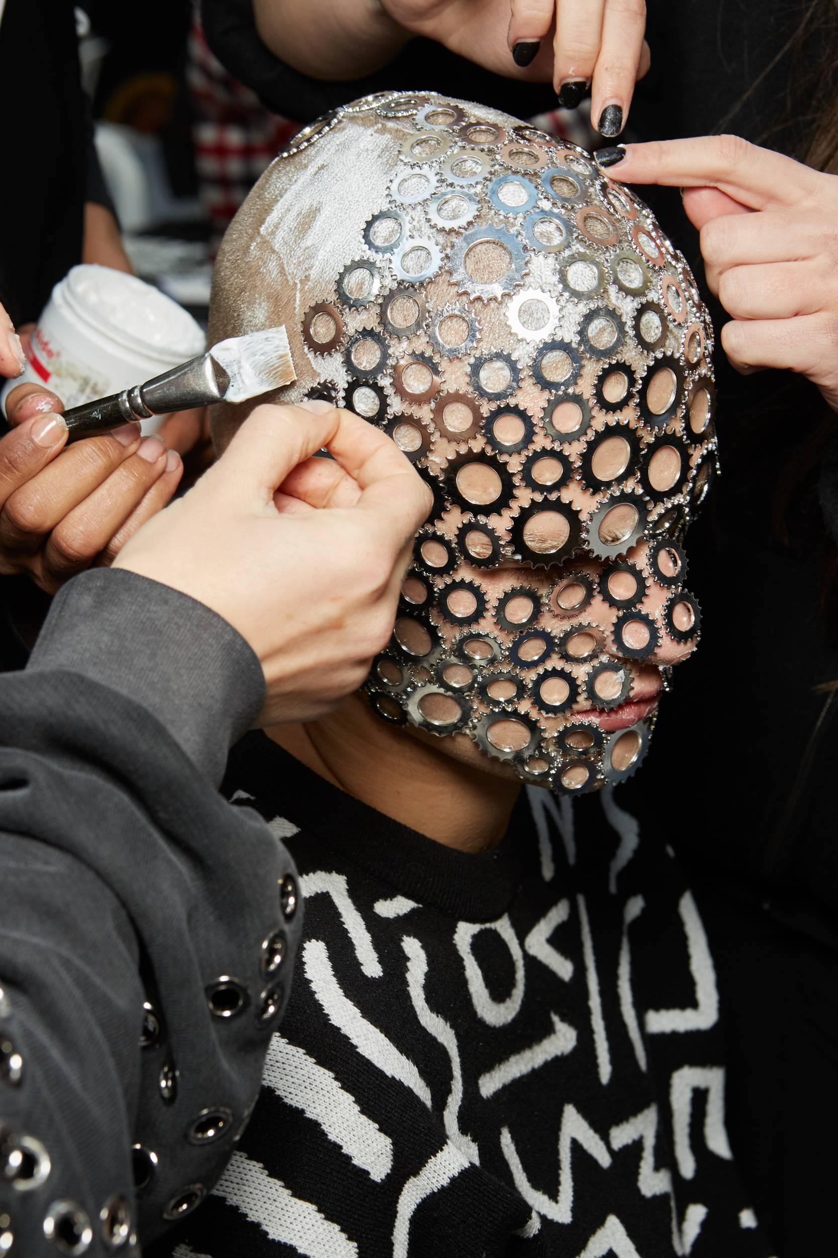 Off-white Fall 2023 Fashion Show Backstage