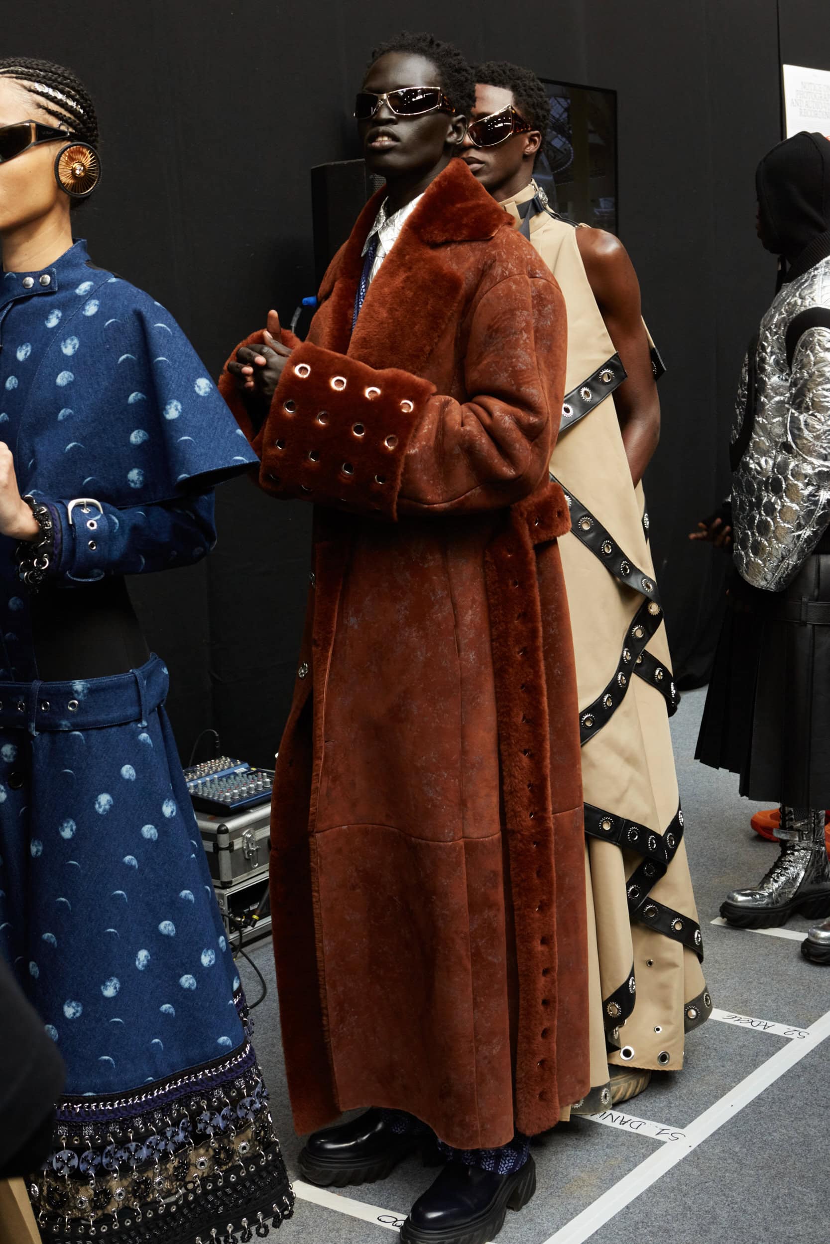 Off-white Fall 2023 Fashion Show Backstage