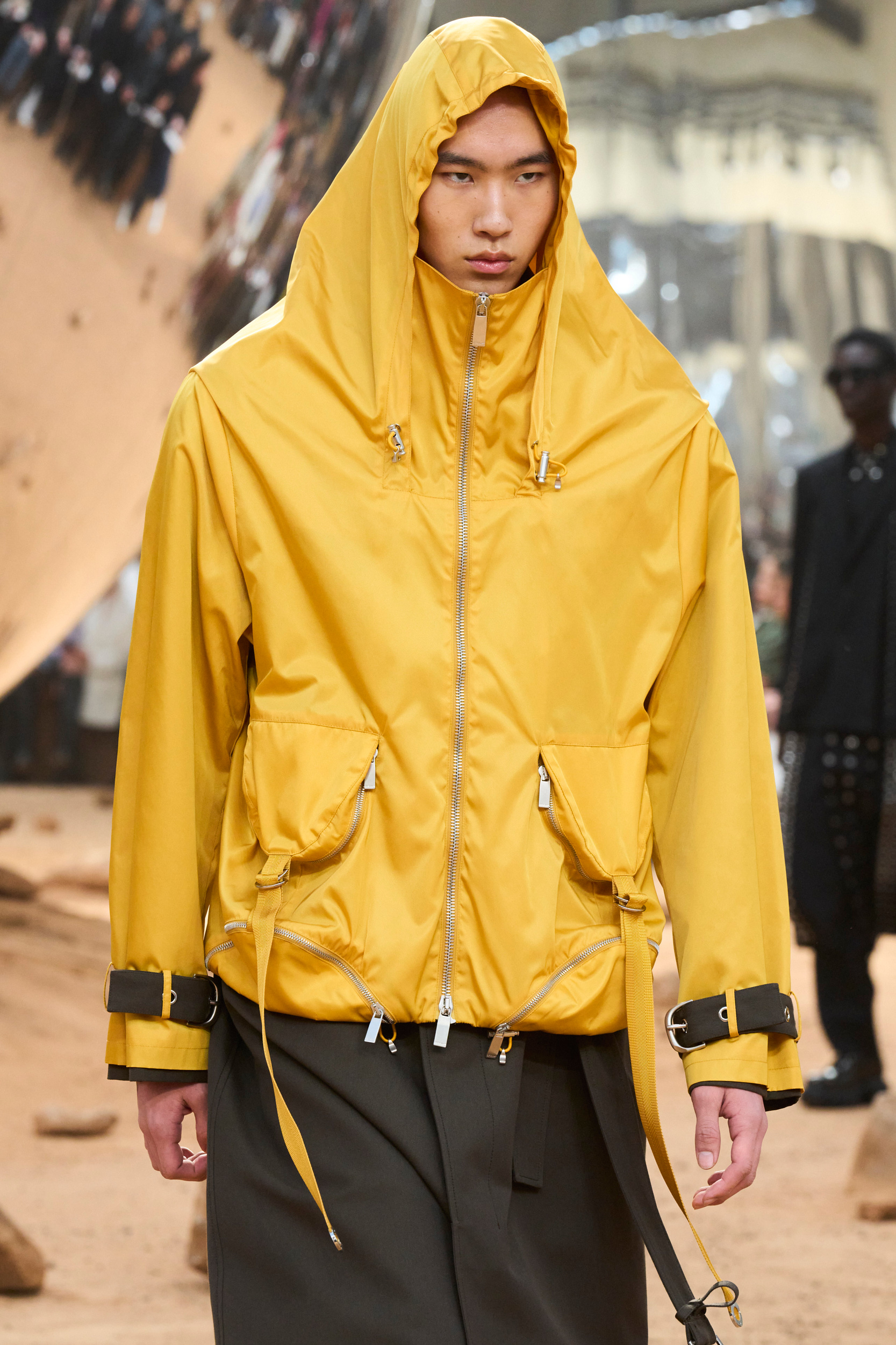 Off-white Fall 2023 Fashion Show Details