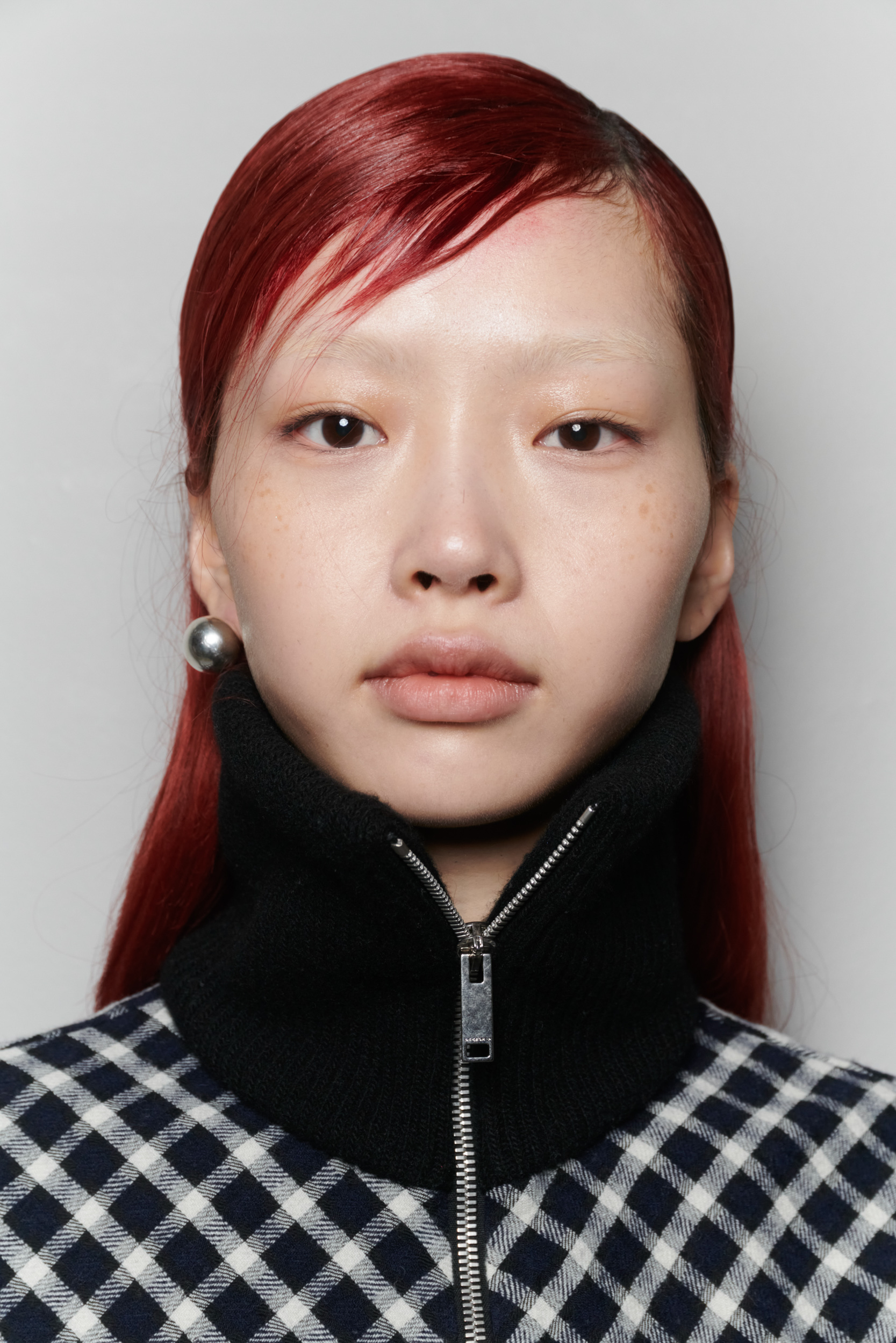 Shang Xia Fall 2023 Fashion Show Backstage