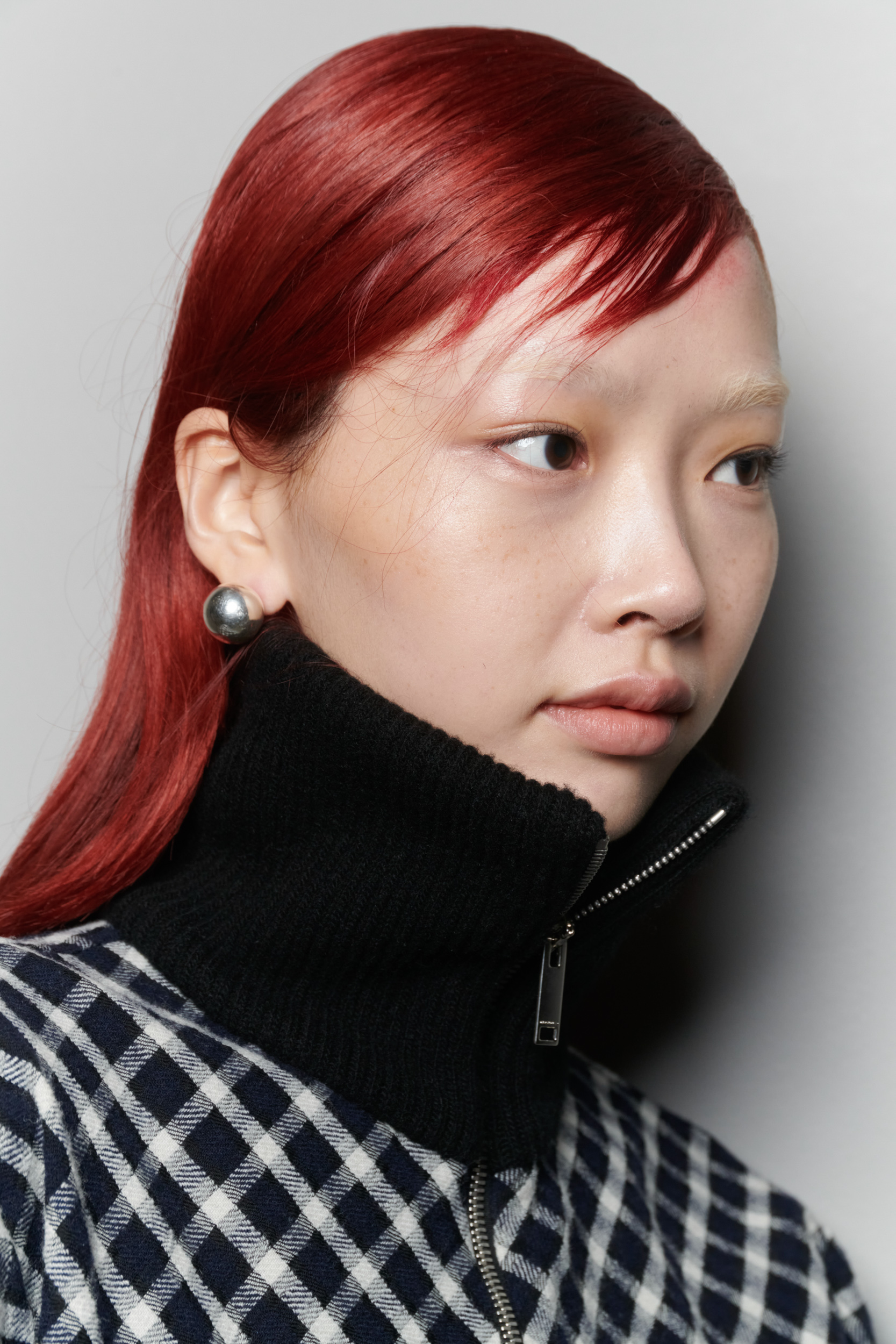 Shang Xia Fall 2023 Fashion Show Backstage