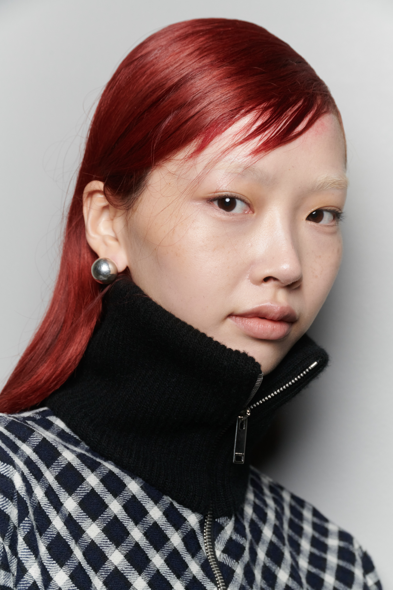 Shang Xia Fall 2023 Fashion Show Backstage