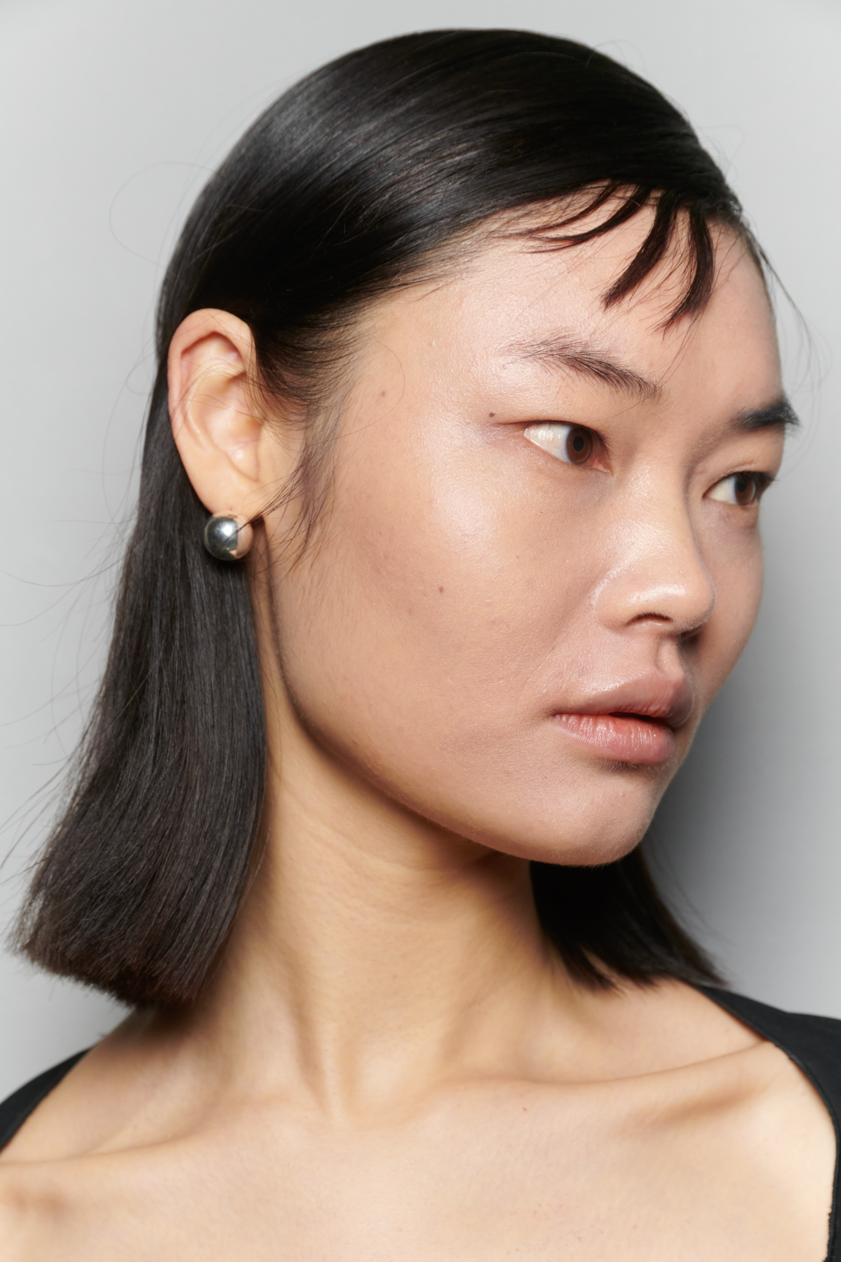 Shang Xia Fall 2023 Fashion Show Backstage