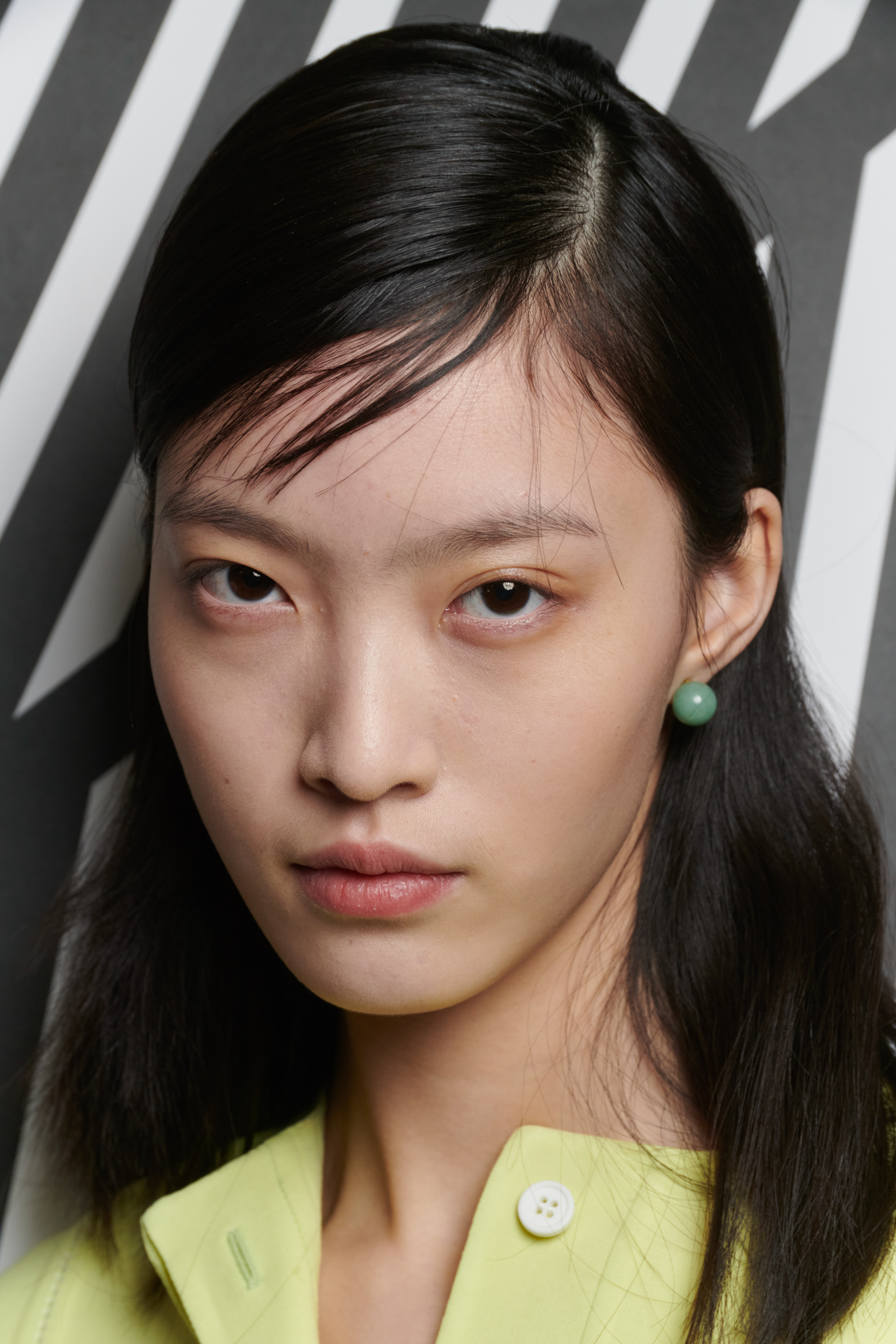 Shang Xia Fall 2023 Fashion Show Backstage