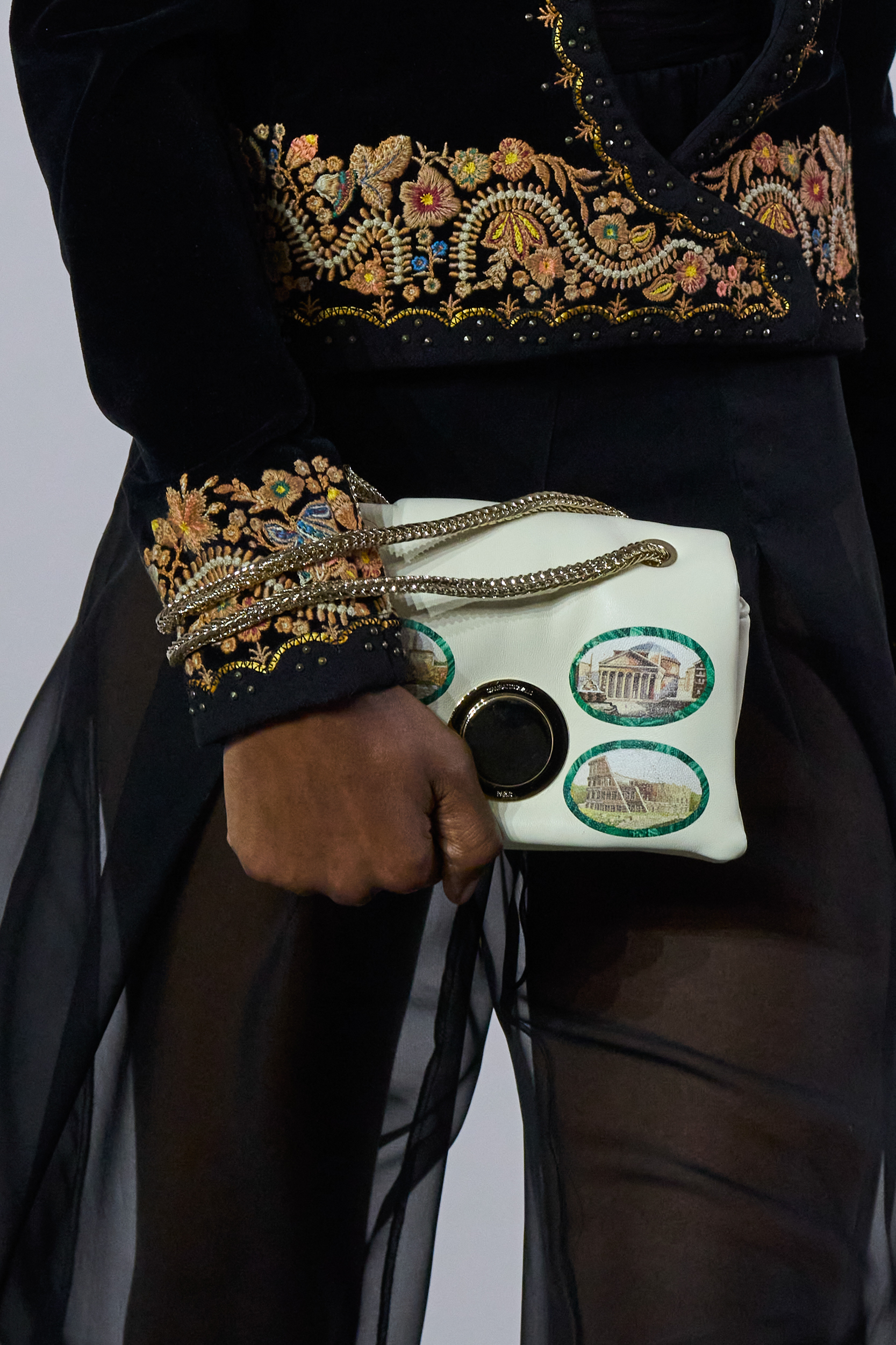 Giambattista Valli Fall 2023 Fashion Show Details