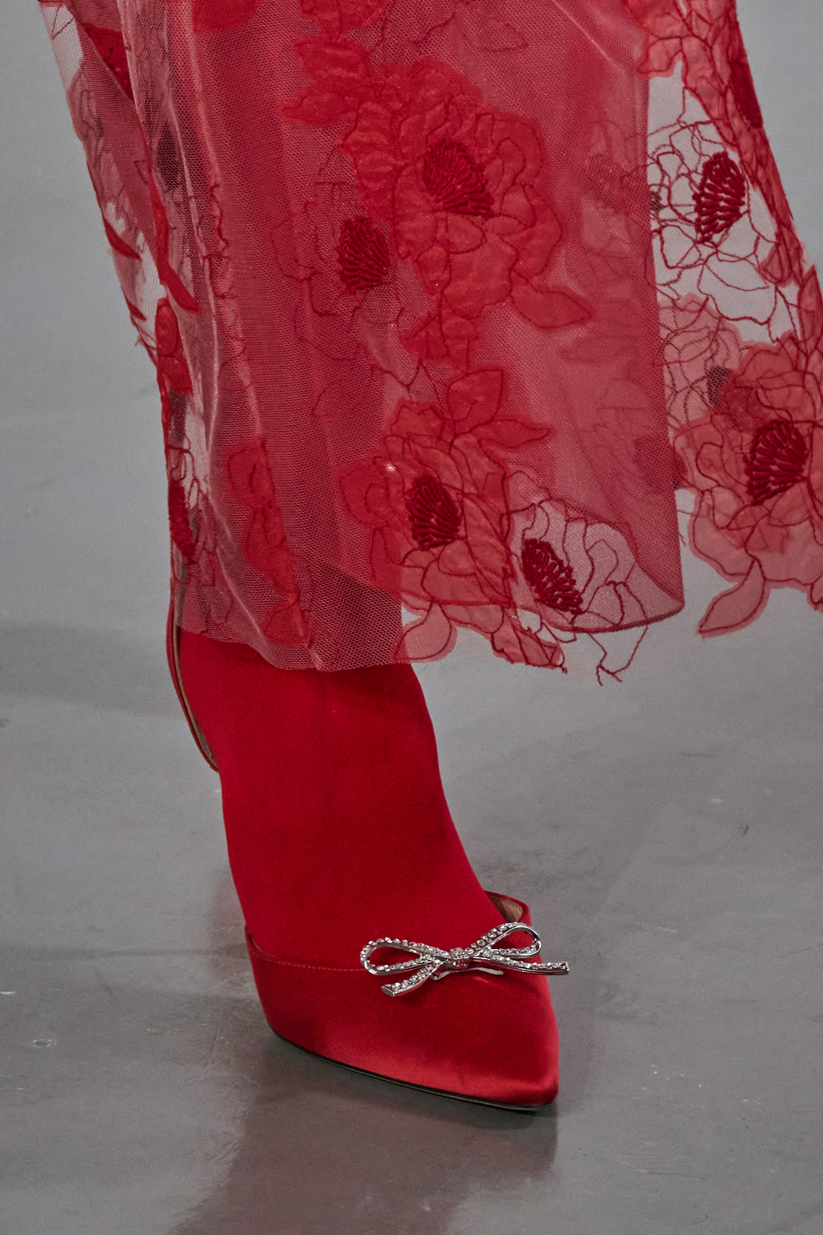 Giambattista Valli Fall 2023 Fashion Show Details