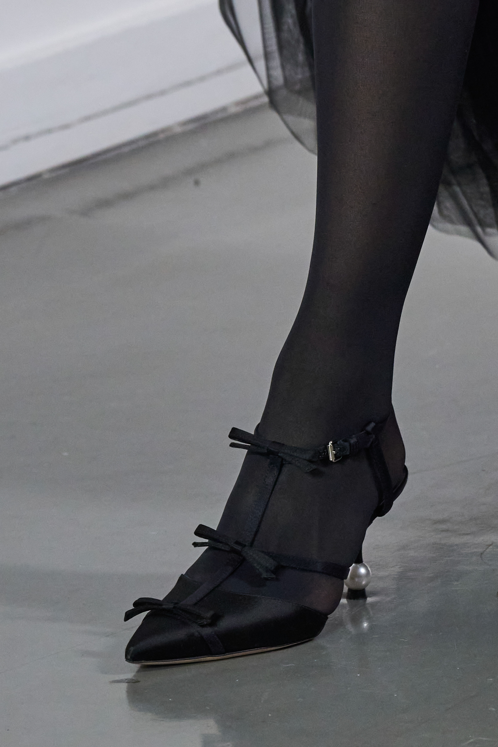 Giambattista Valli Fall 2023 Fashion Show Details