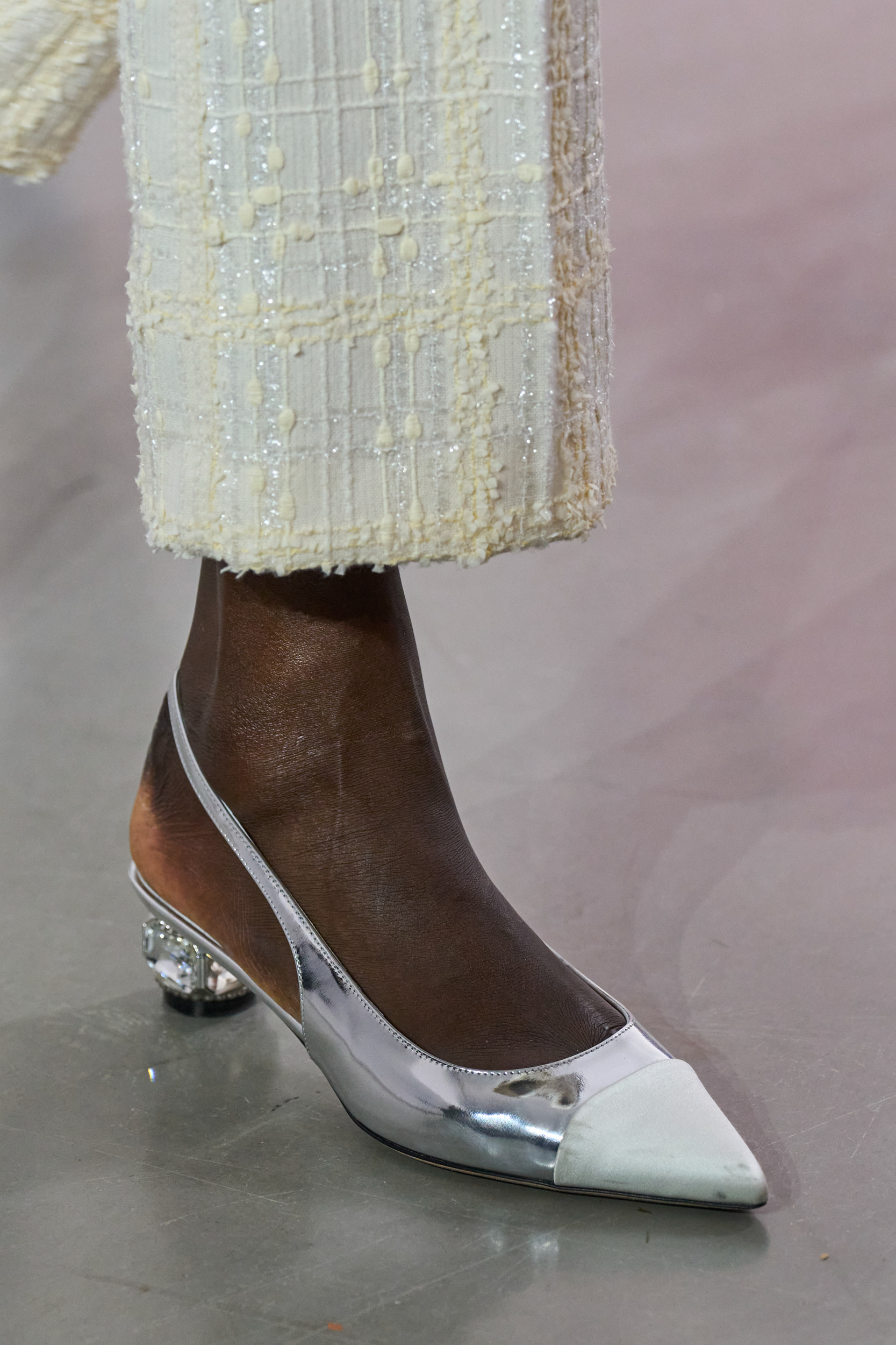 Giambattista Valli Fall 2023 Fashion Show Details