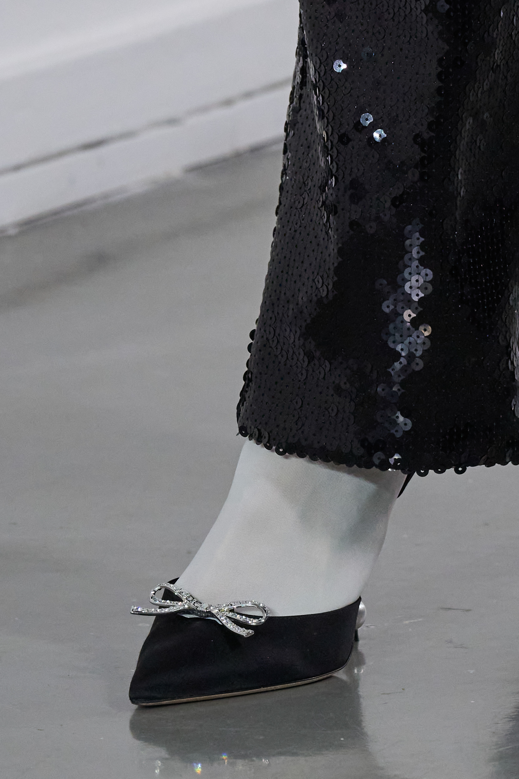 Giambattista Valli Fall 2023 Fashion Show Details