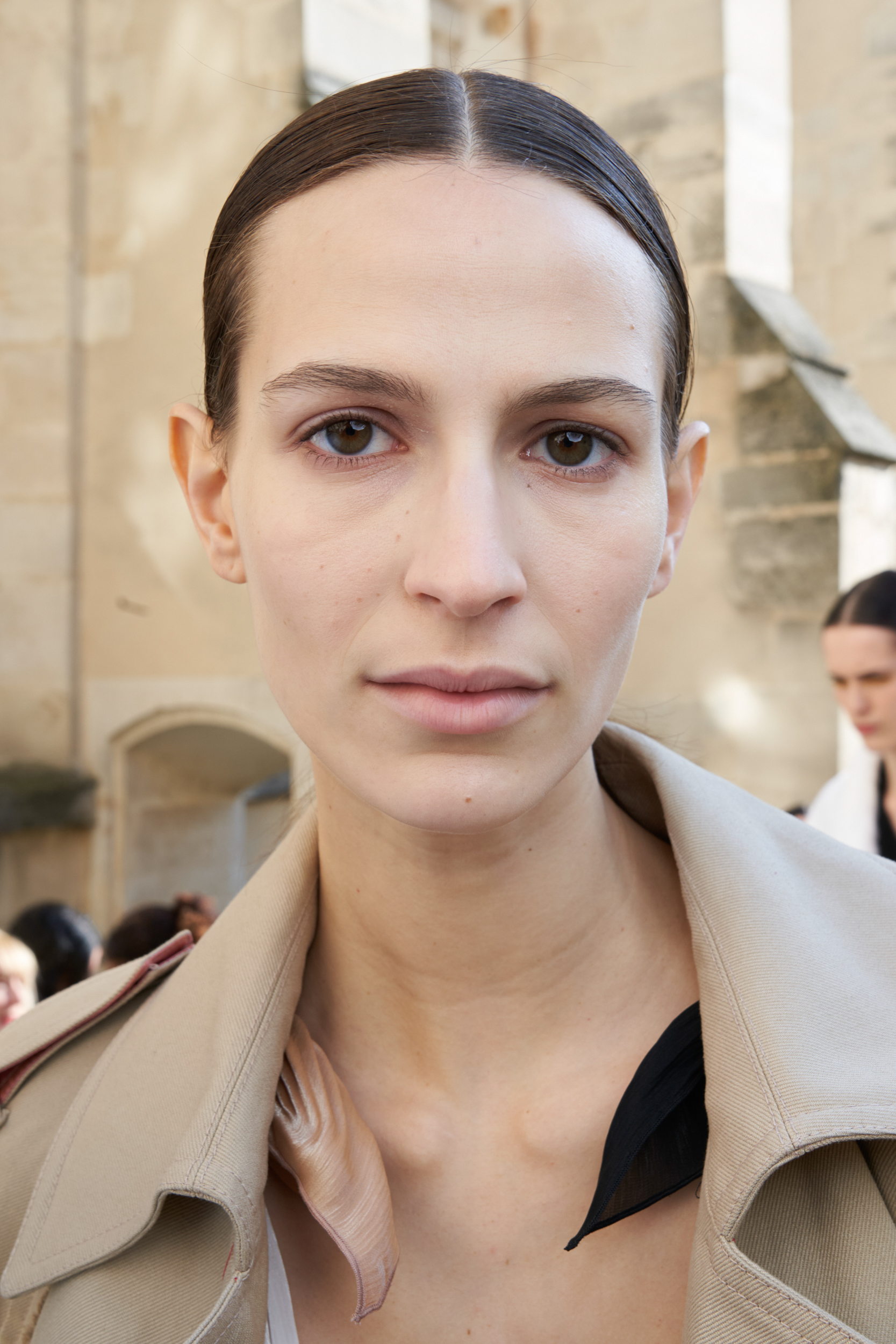 Louis Vuitton  rocio vila make up & cosmetology