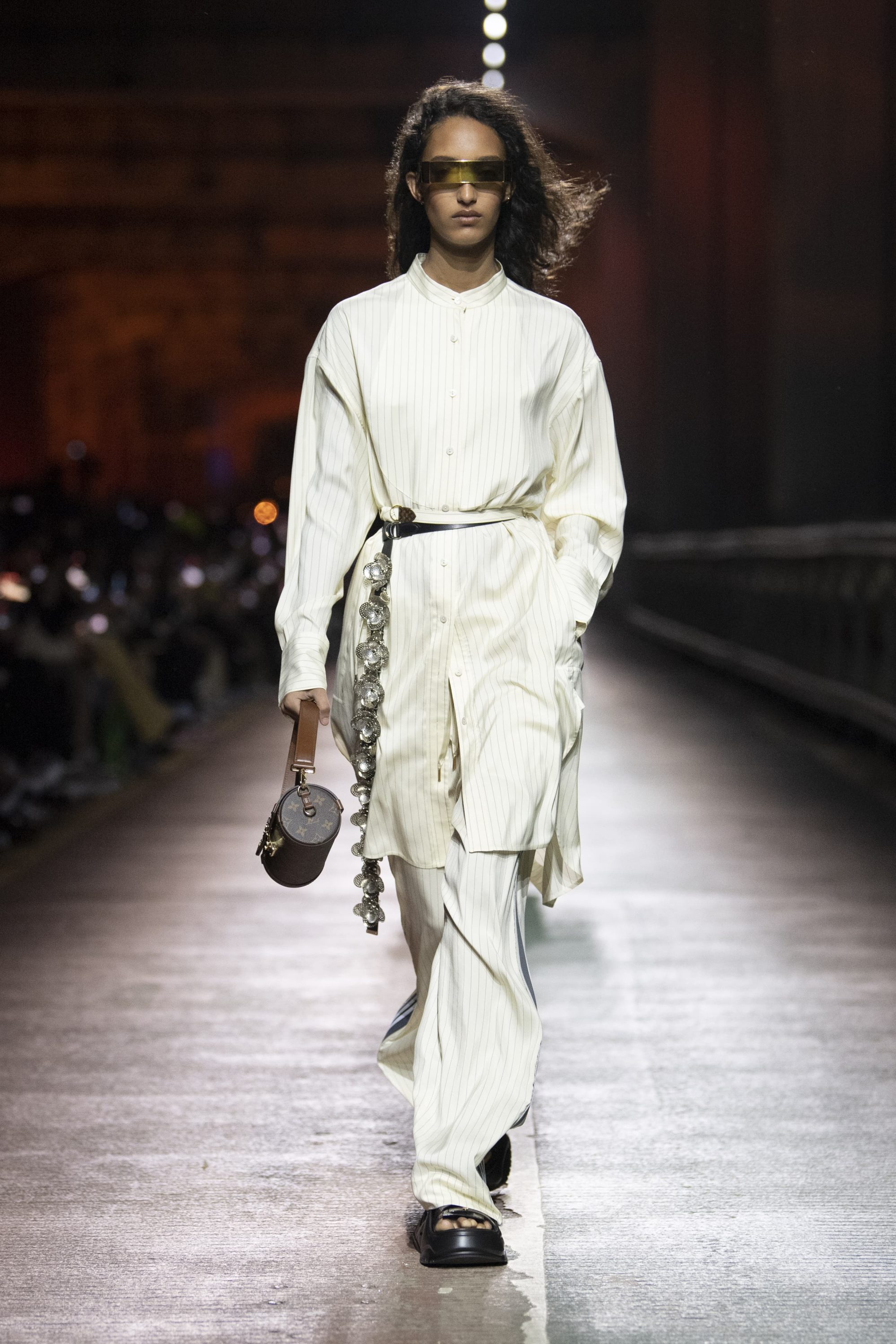 Runway Show: Louis Vuitton Pre-Fall 2023 Womenswear