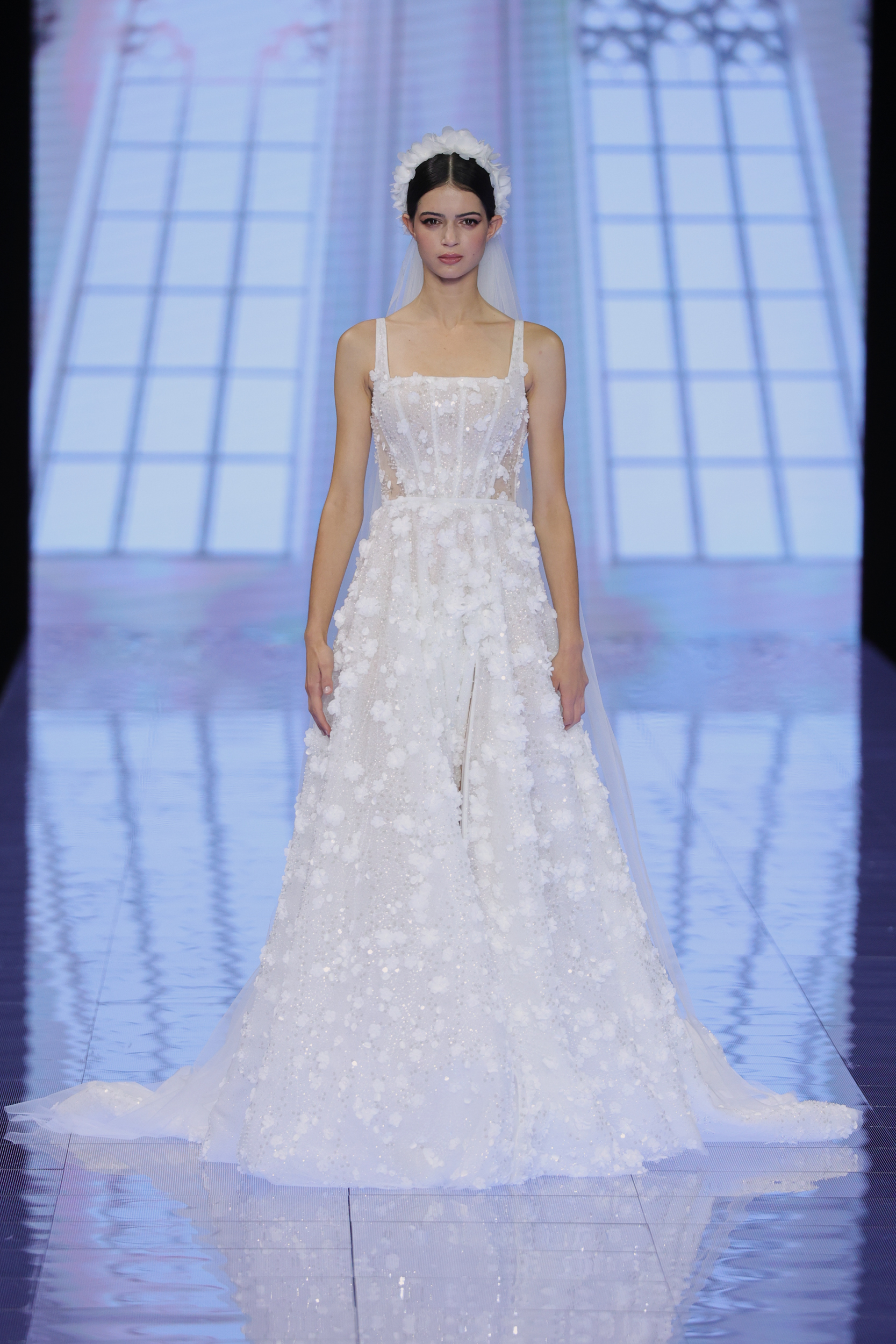 Eva Lendel Bridal 2024 Fashion Show 