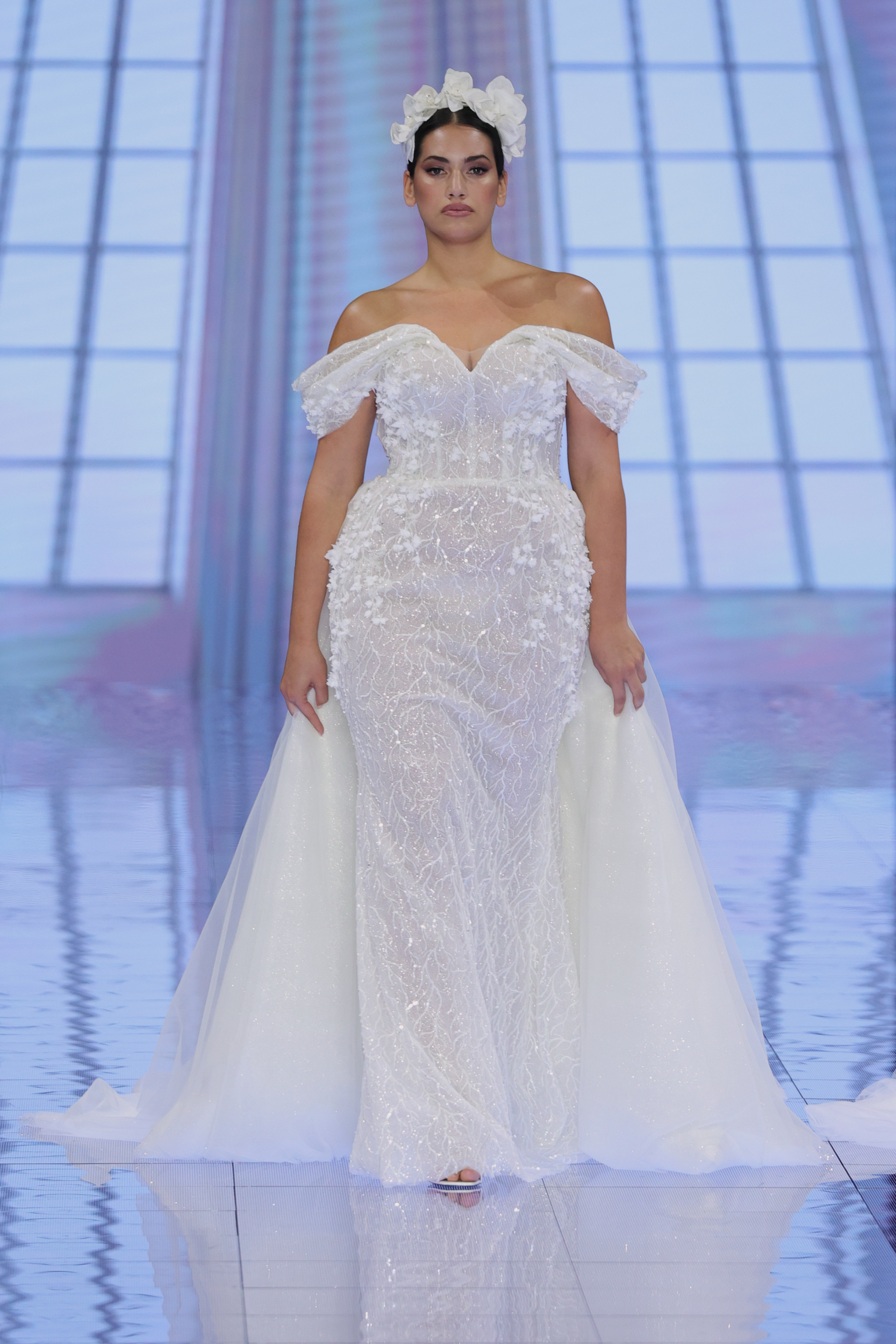 Eva Lendel Bridal 2024 Fashion Show 