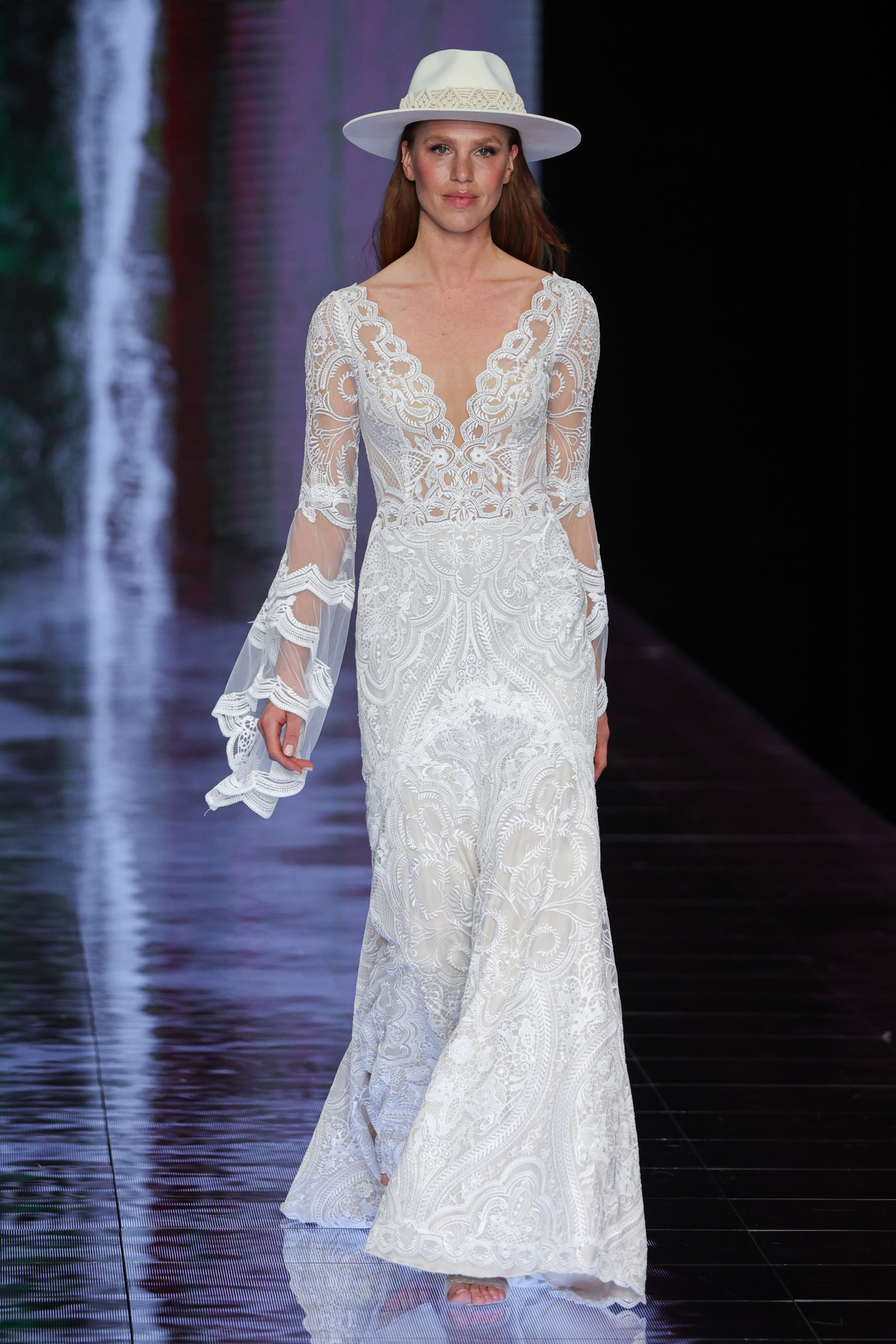 Gbs Herve Paris Bridal 2024 Fashion Show 