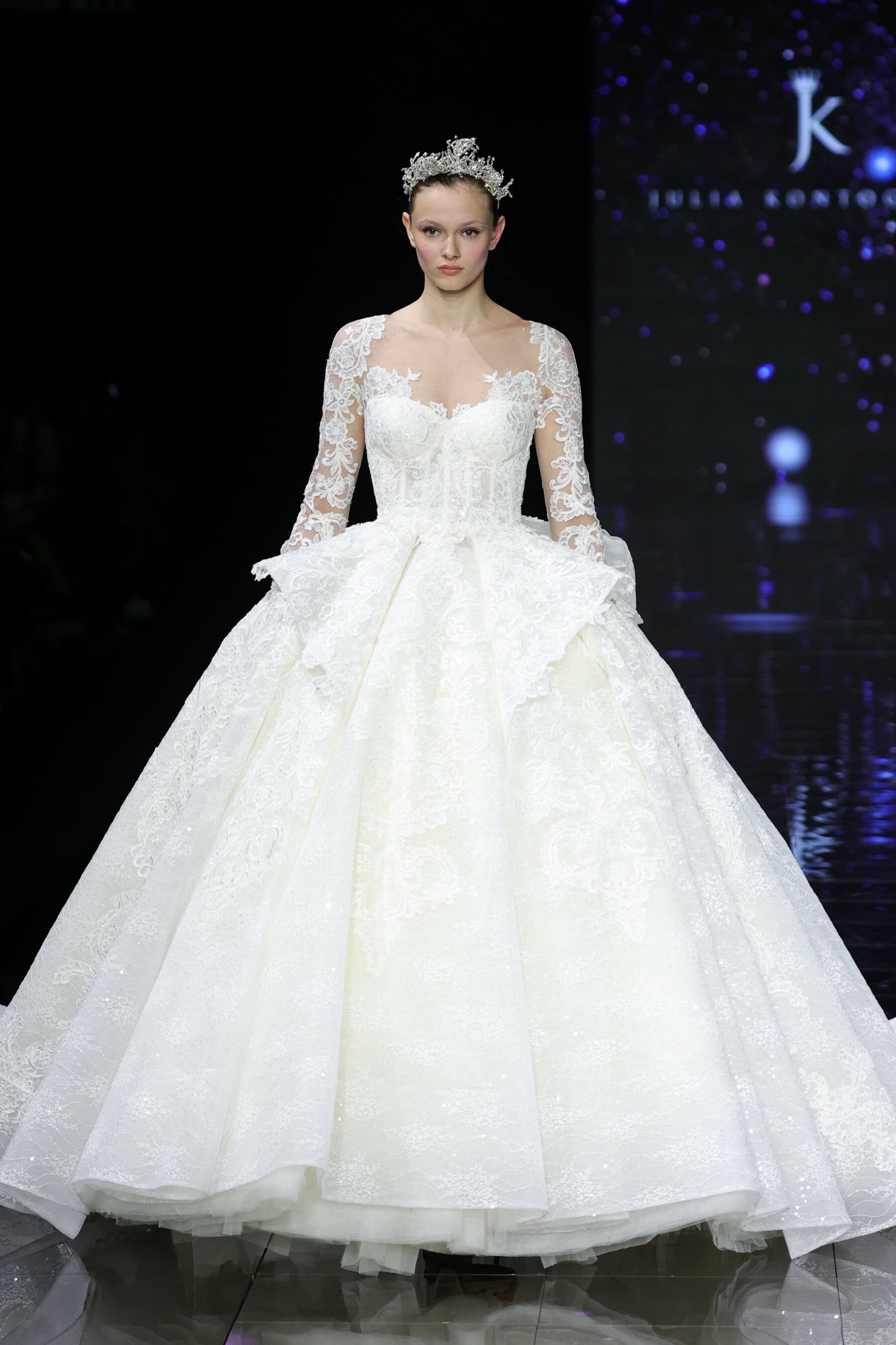 Julia Kontogruni Bridal 2024 Fashion Show 