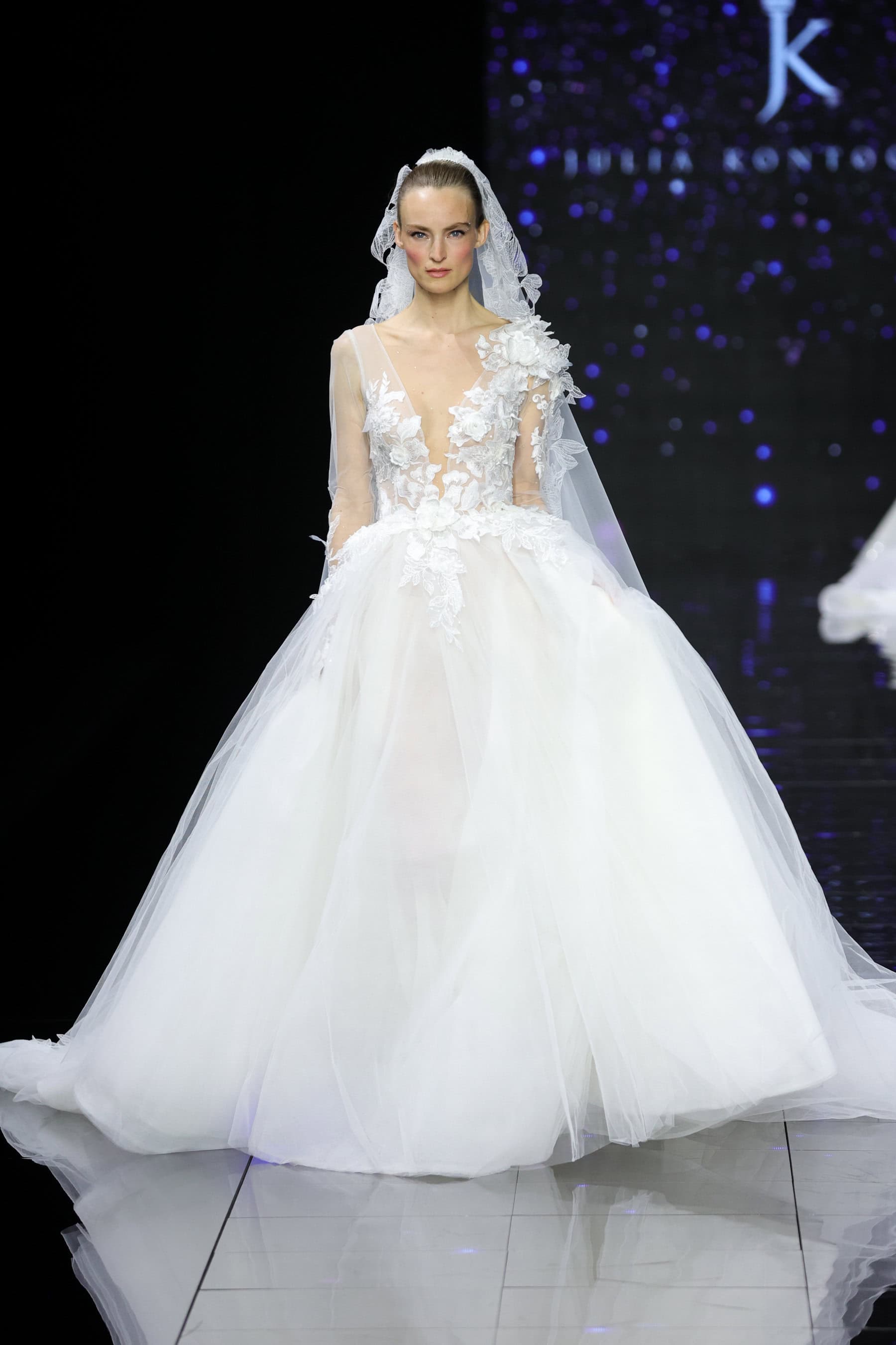 Julia Kontogruni Bridal 2024 Fashion Show 