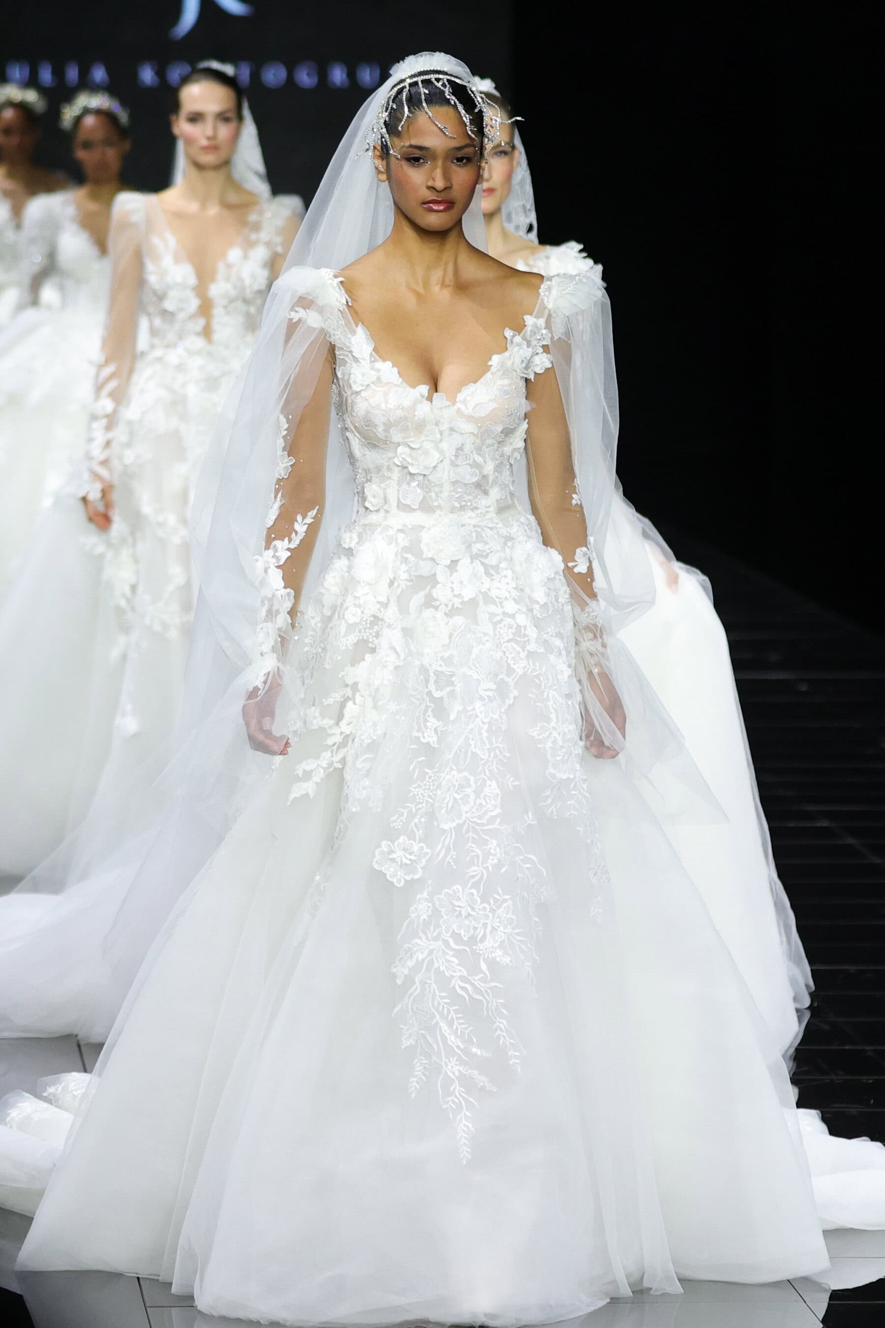 Julia Kontogruni Bridal 2024 Fashion Show 