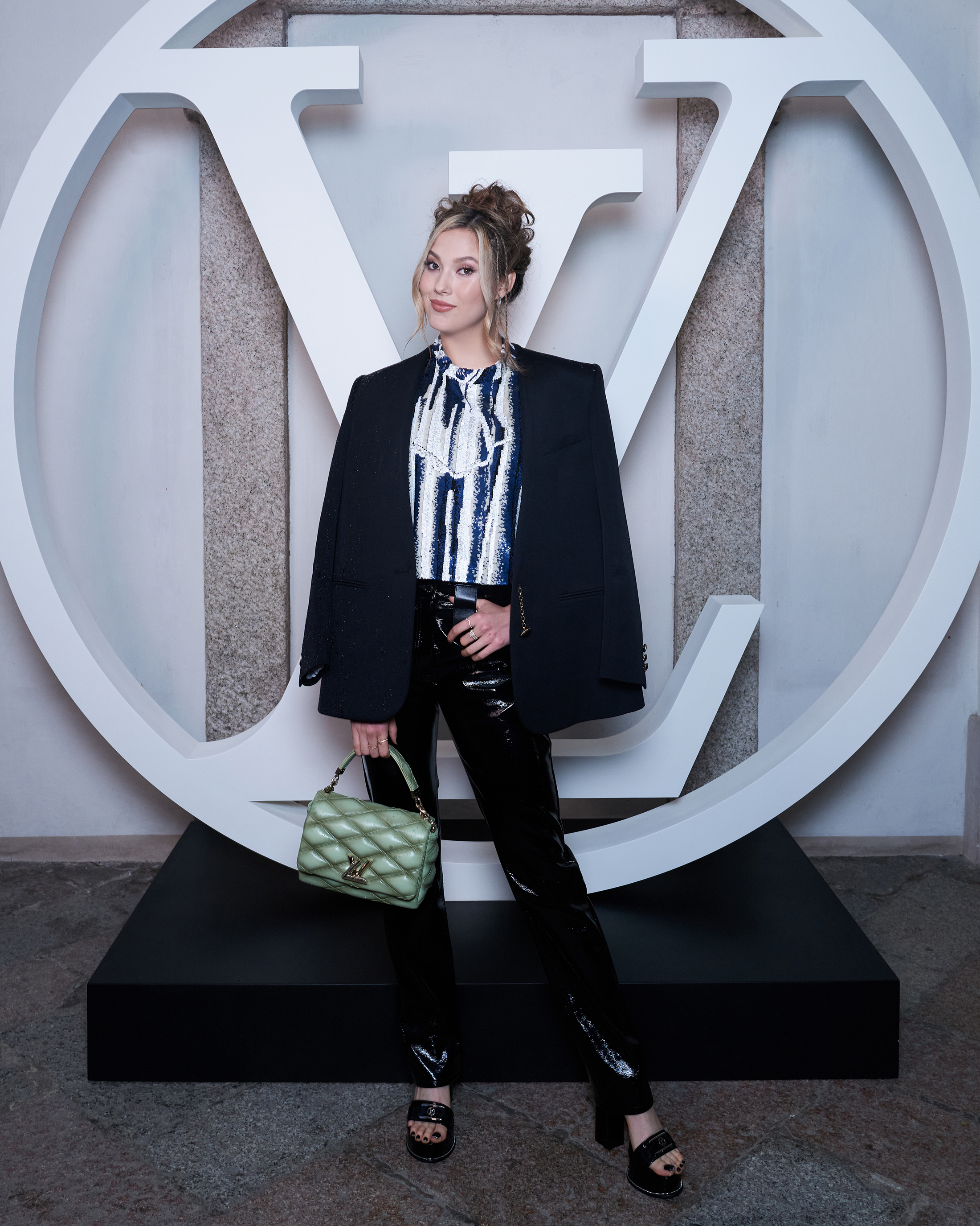 Cate-Blanchett-Louis-Vuitton-Resort-2024-Show-Front-Row-Style