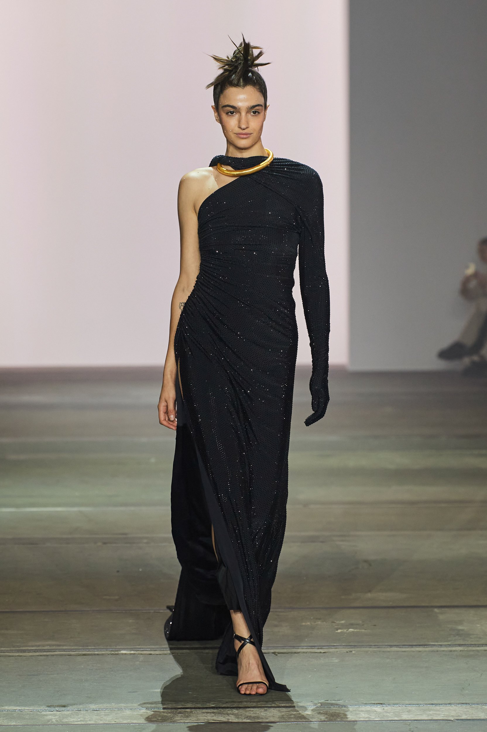 Yousef Akbar Spring 2024 Fashion Show | The Impression