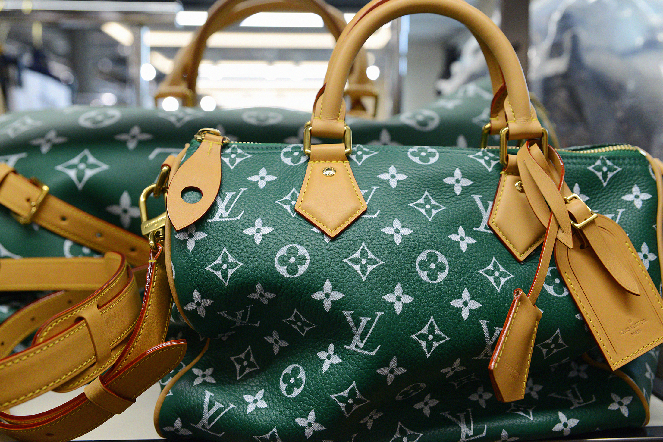 Louis Vuitton Fall-Winter 2023  NEW BAGS + Behind the Scenes at