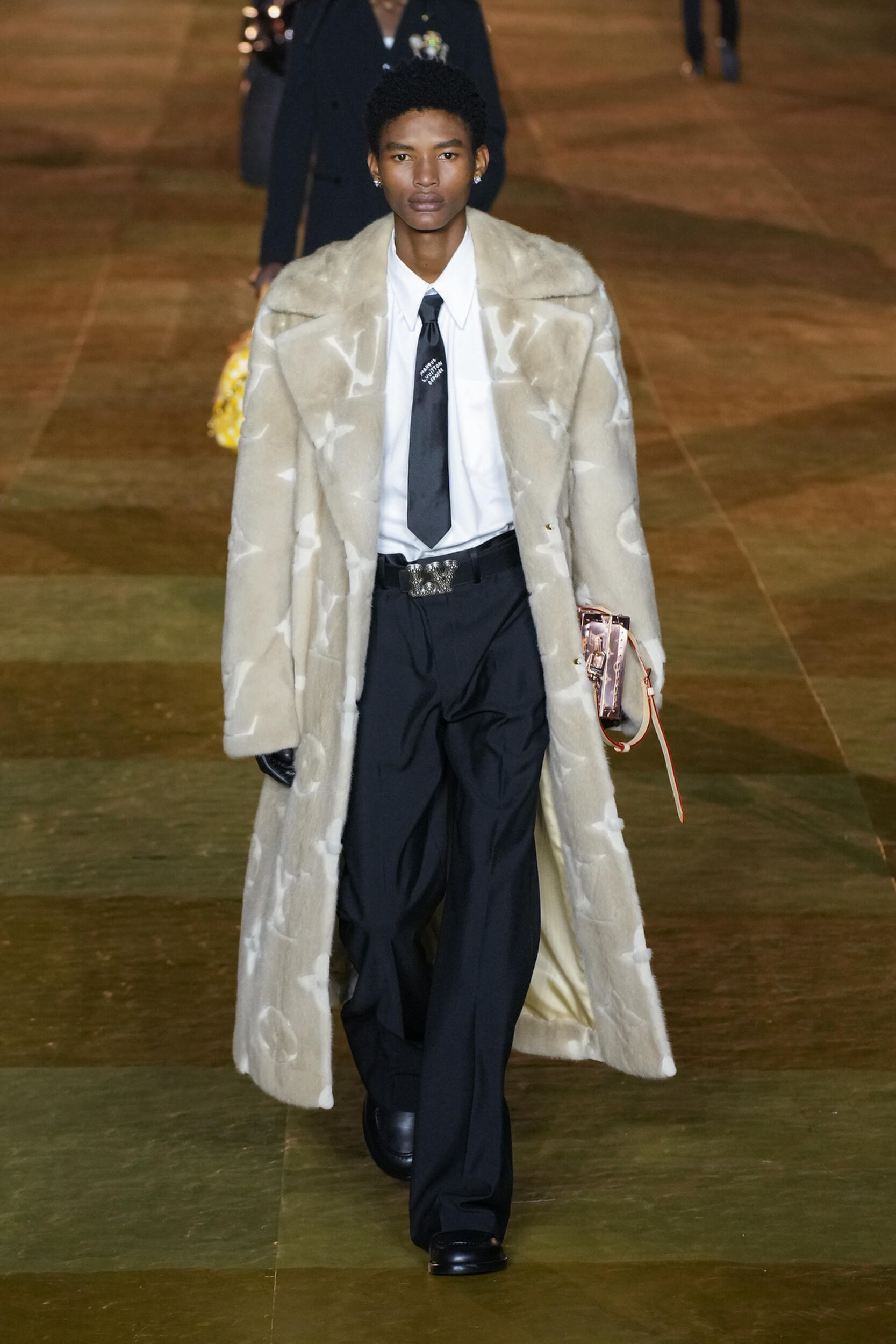 Review: Louis Vuitton's SS23 menswear show was a final send-off to