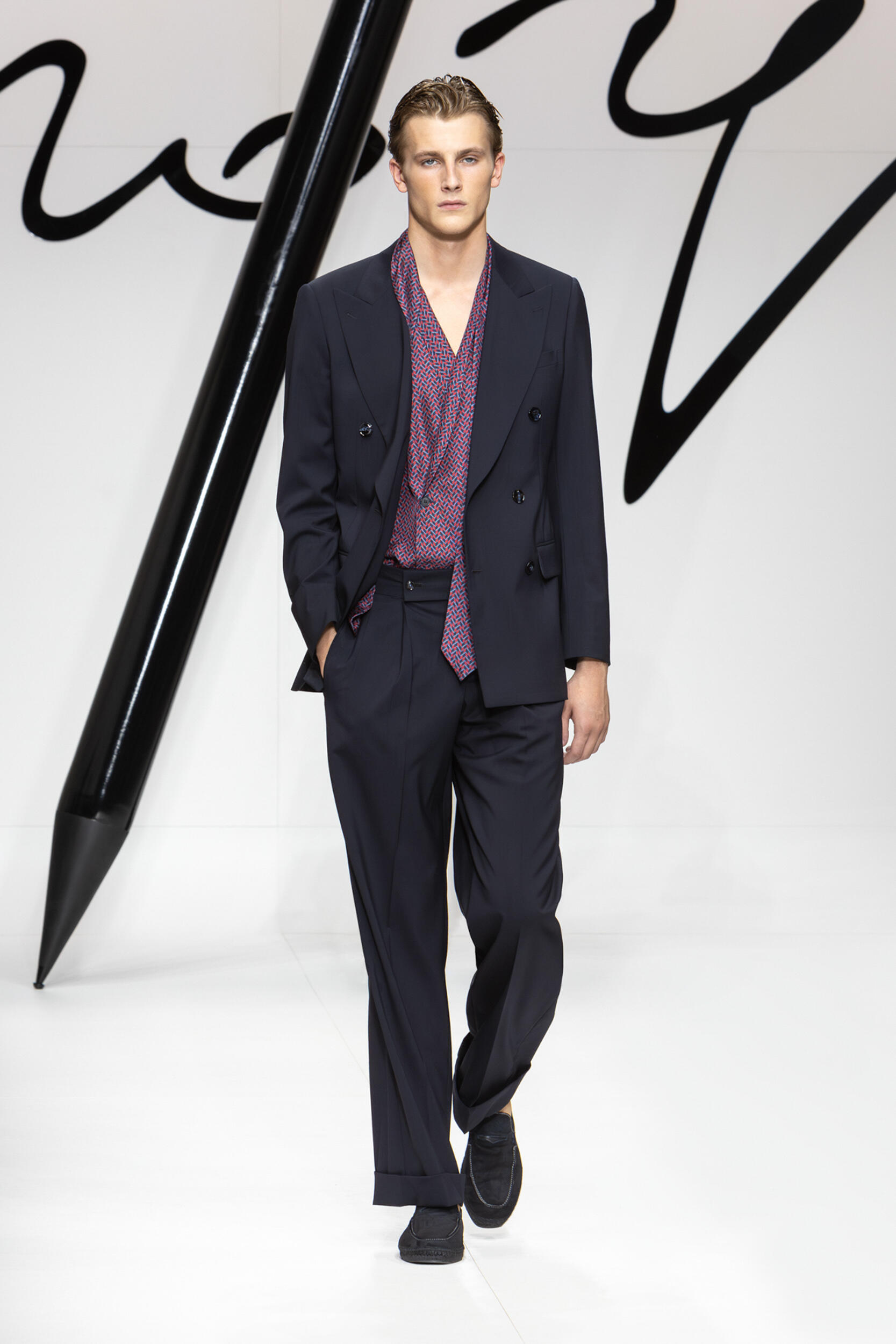 Giorgio Armani Spring 2024 Men’s Fashion Show | The Impression