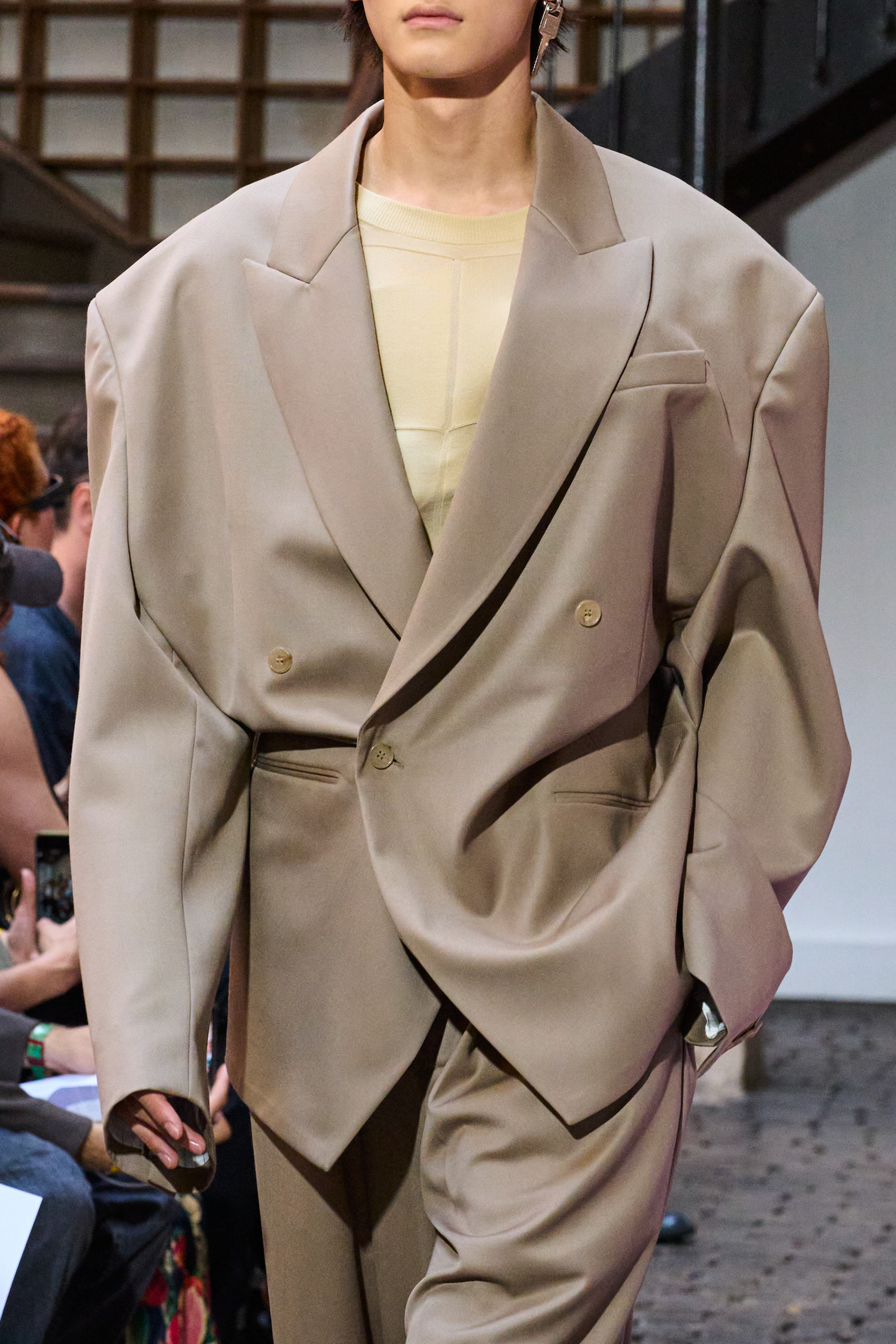 Hed Mayner Spring 2024 Men’s Fashion Show Details