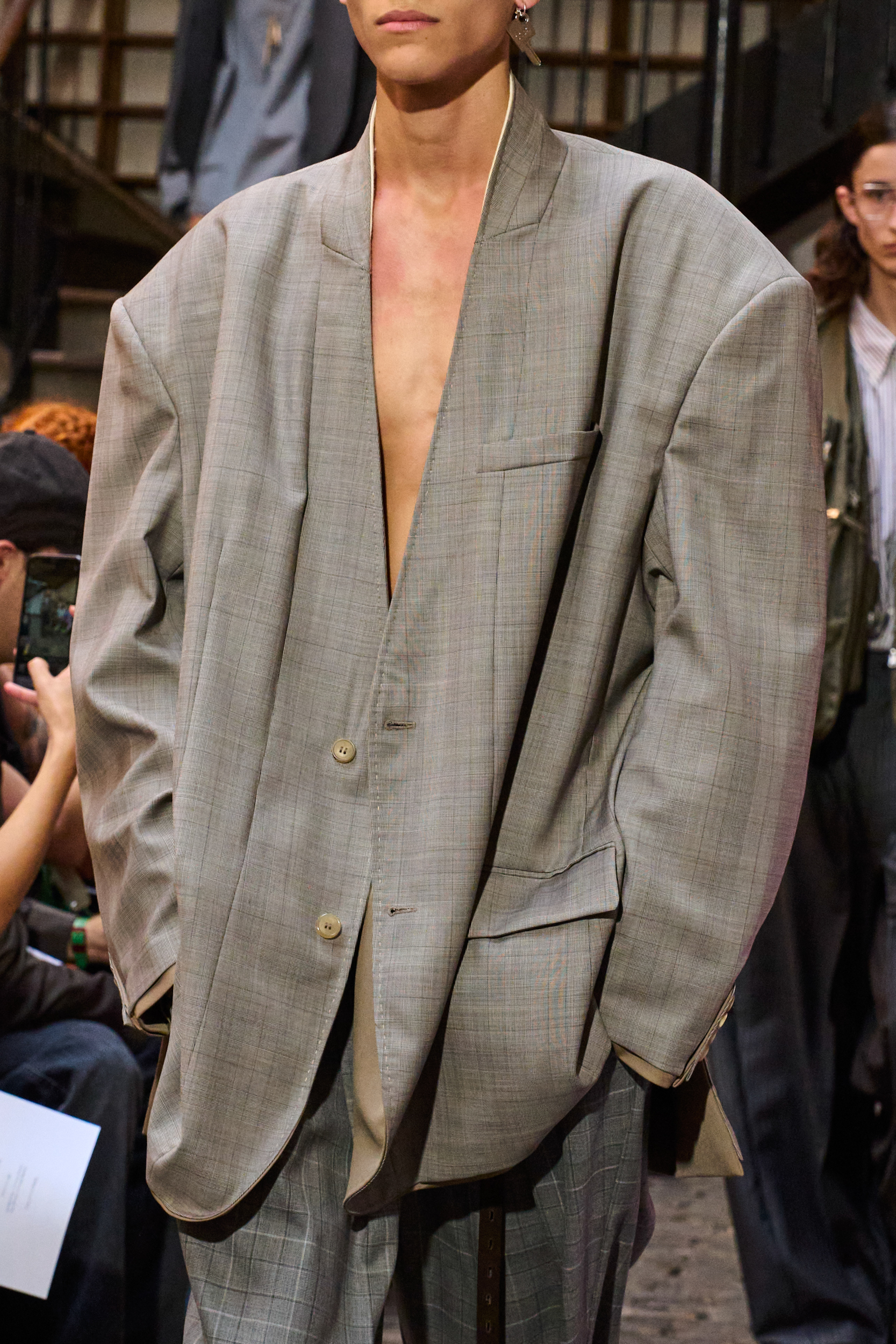 Hed Mayner Spring 2024 Men’s Fashion Show Details