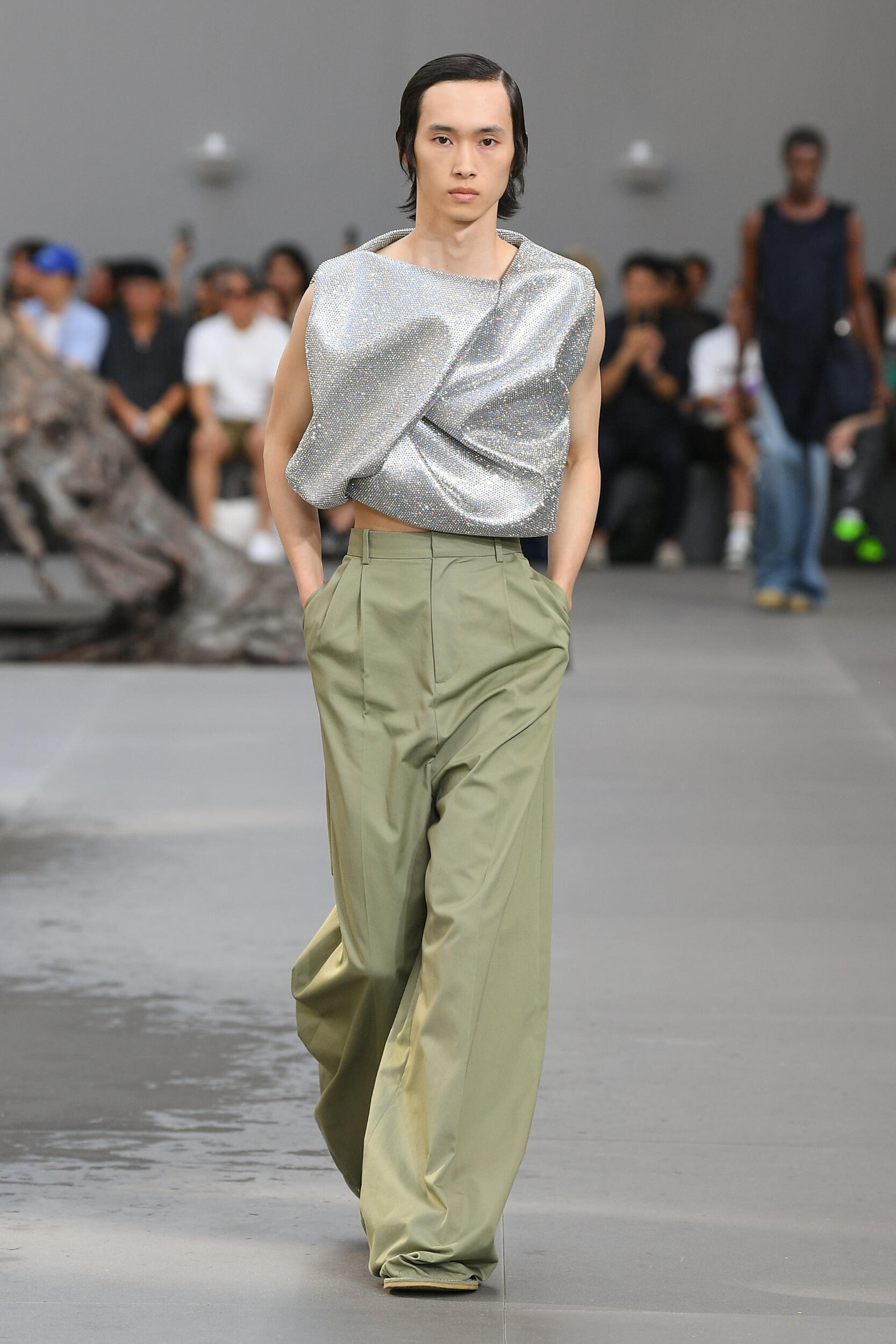 Loewe Spring 2024 Men’s Fashion Show