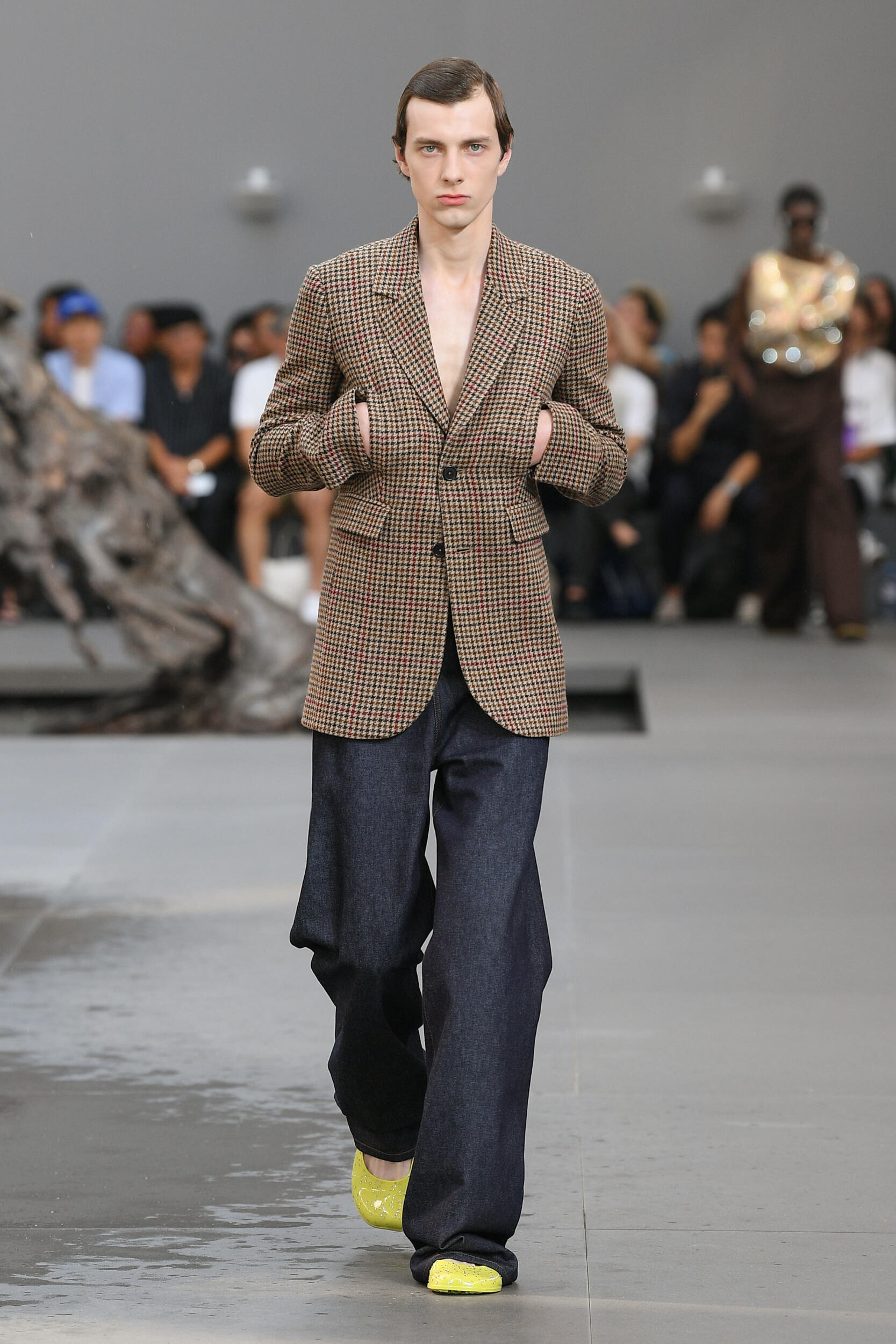 Loewe Spring 2024 Men’s Fashion Show