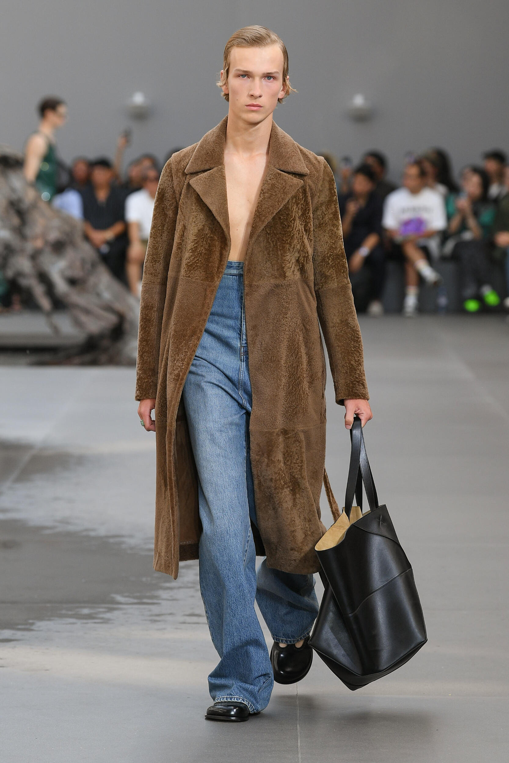 Loewe Spring 2024 Men’s Fashion Show