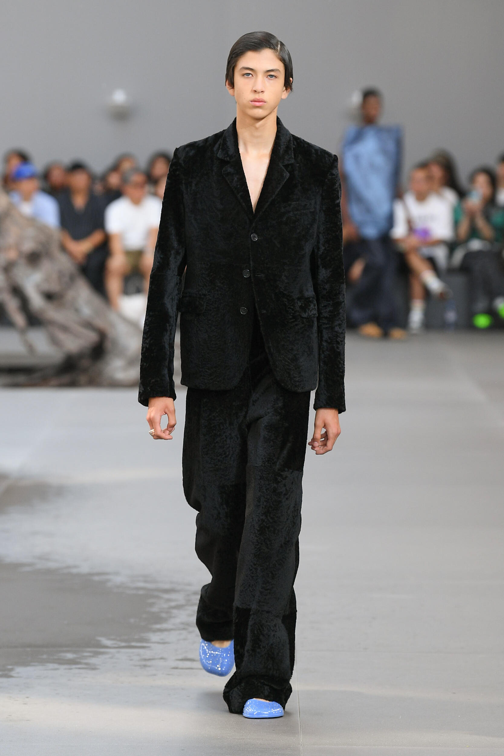 Loewe Spring 2024 Men’s Fashion Show | The Impression