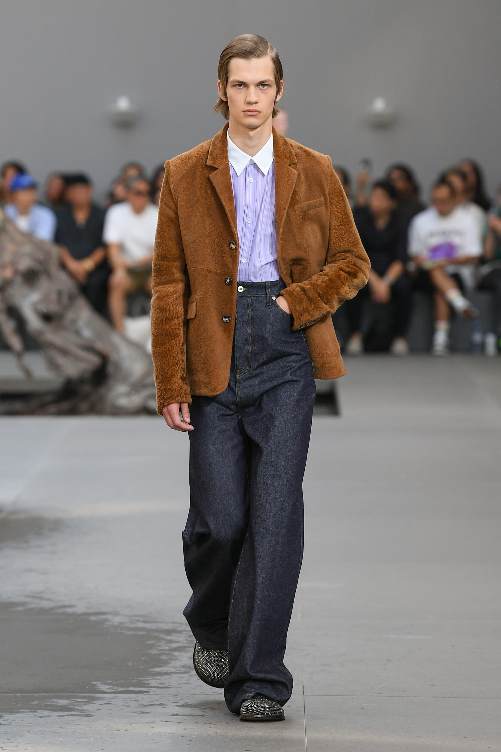 Loewe Spring 2024 Men’s Fashion Show