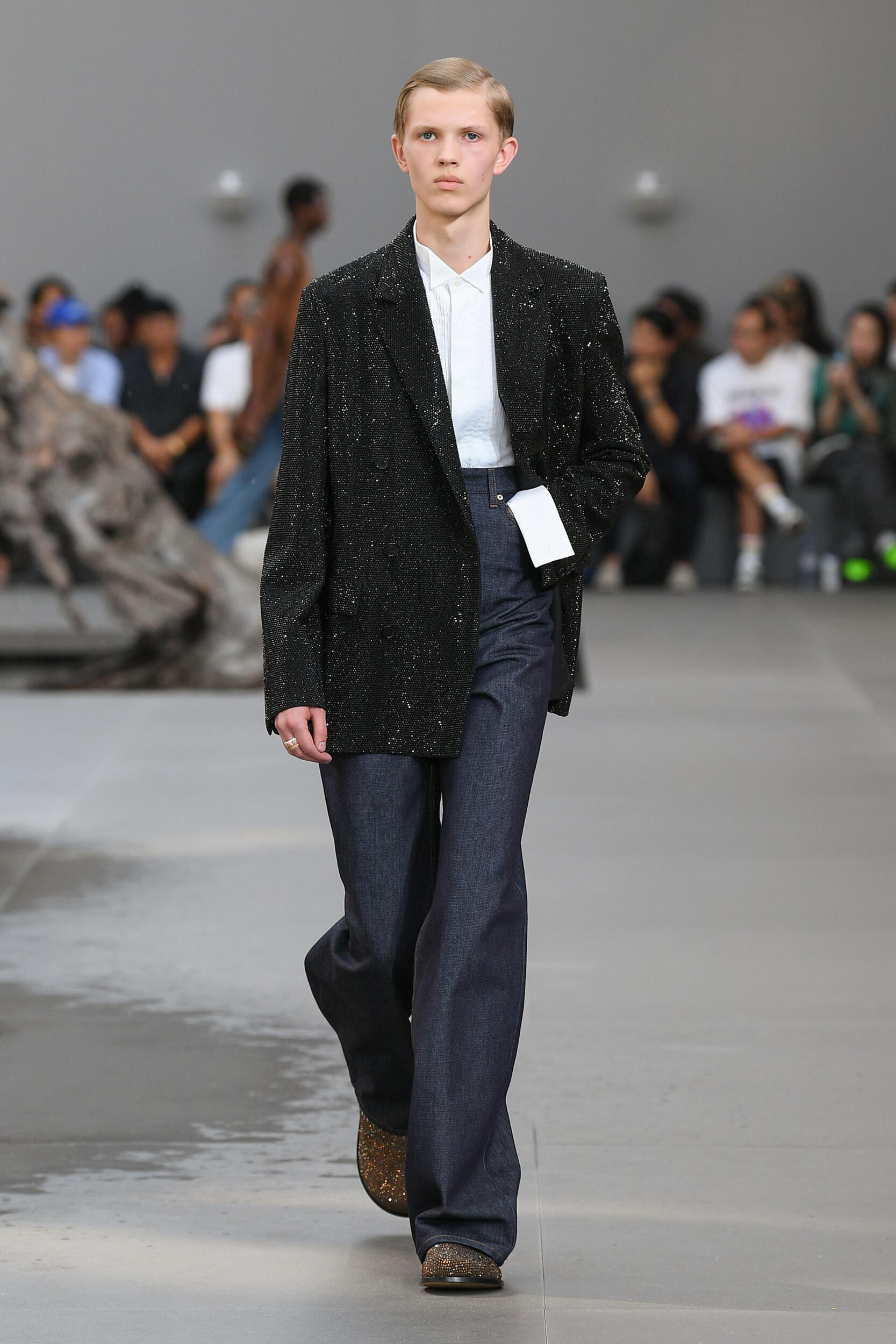 Loewe Spring 2024 Men’s Fashion Show