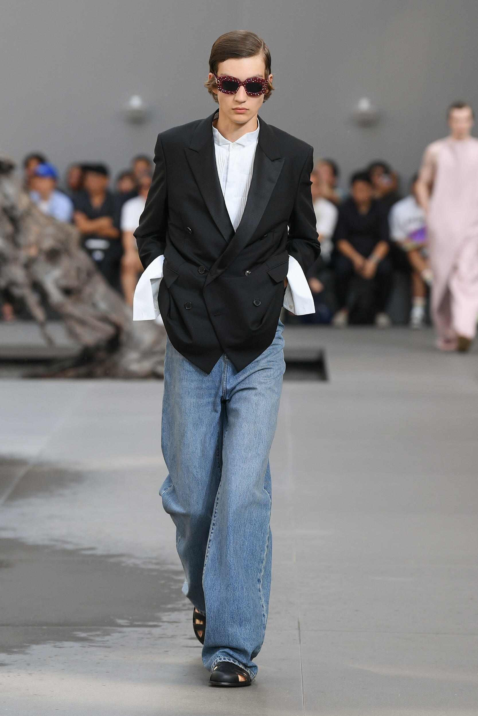 Loewe Spring 2024 Men’s Fashion Show